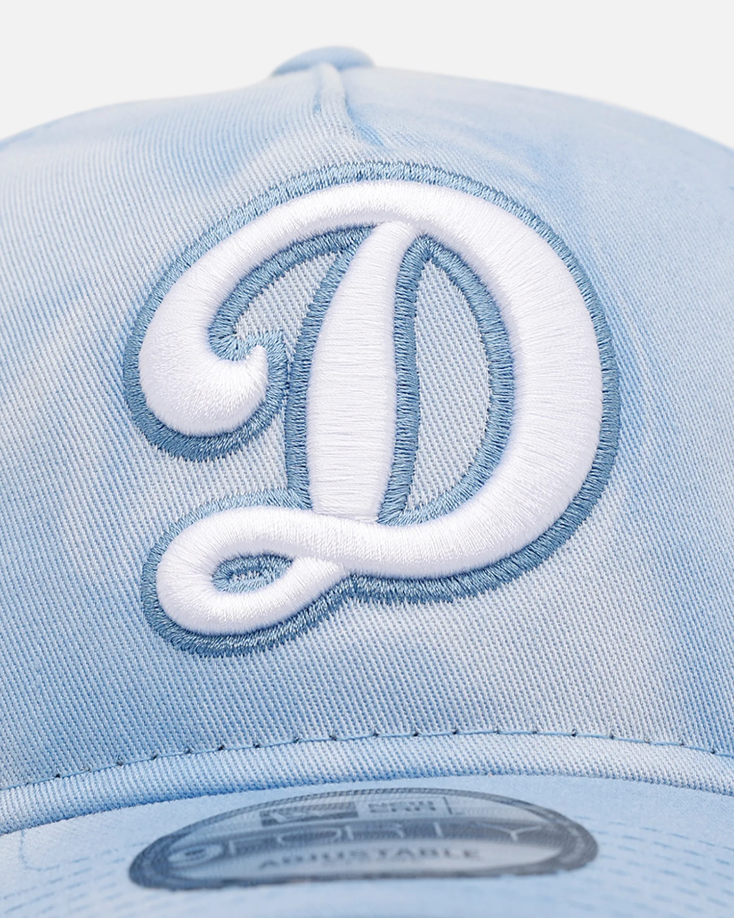 New Era Los Angeles Dodgers 'Hopeless Romantic' 9FORTY A-Frame Snapback Sky Blue - Image 5