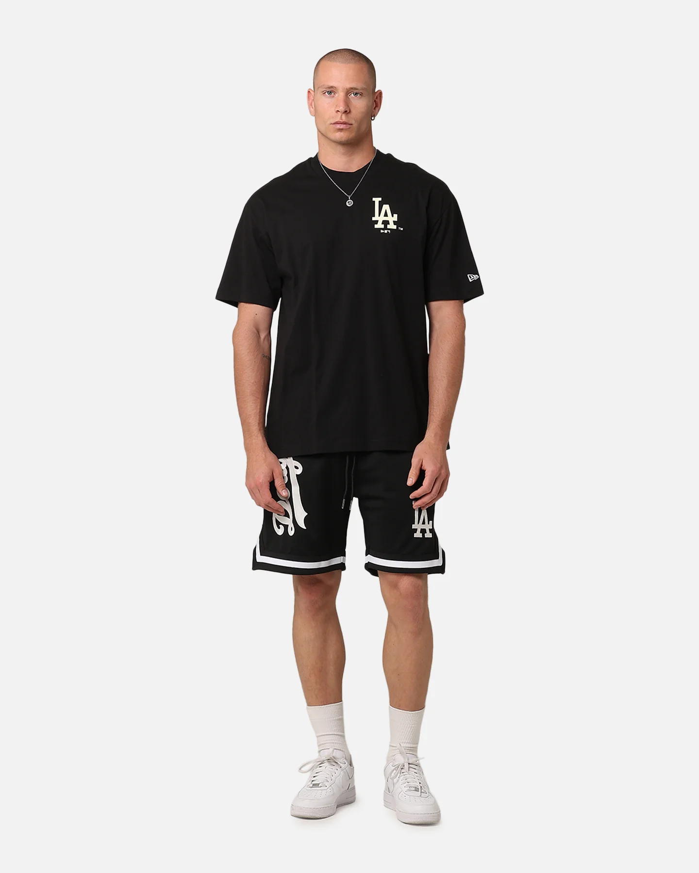 New Era Los Angeles Dodgers Mesh Glow Shorts Black - Image 3