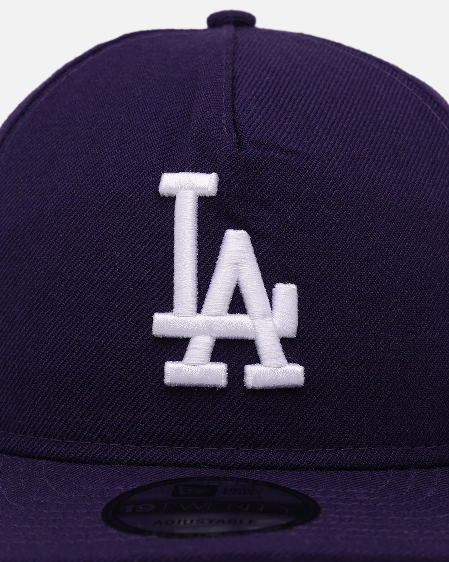 New Era Los Angeles Dodgers 'Stash Pocket' 19TWENTY Snapback Purple - Image 5