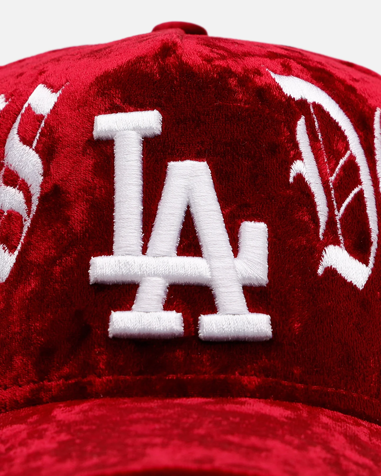 New Era Los Angeles Dodgers 'Velvet Gothic Script' 9FORTY A-Frame Snapback Maroon - Image 6