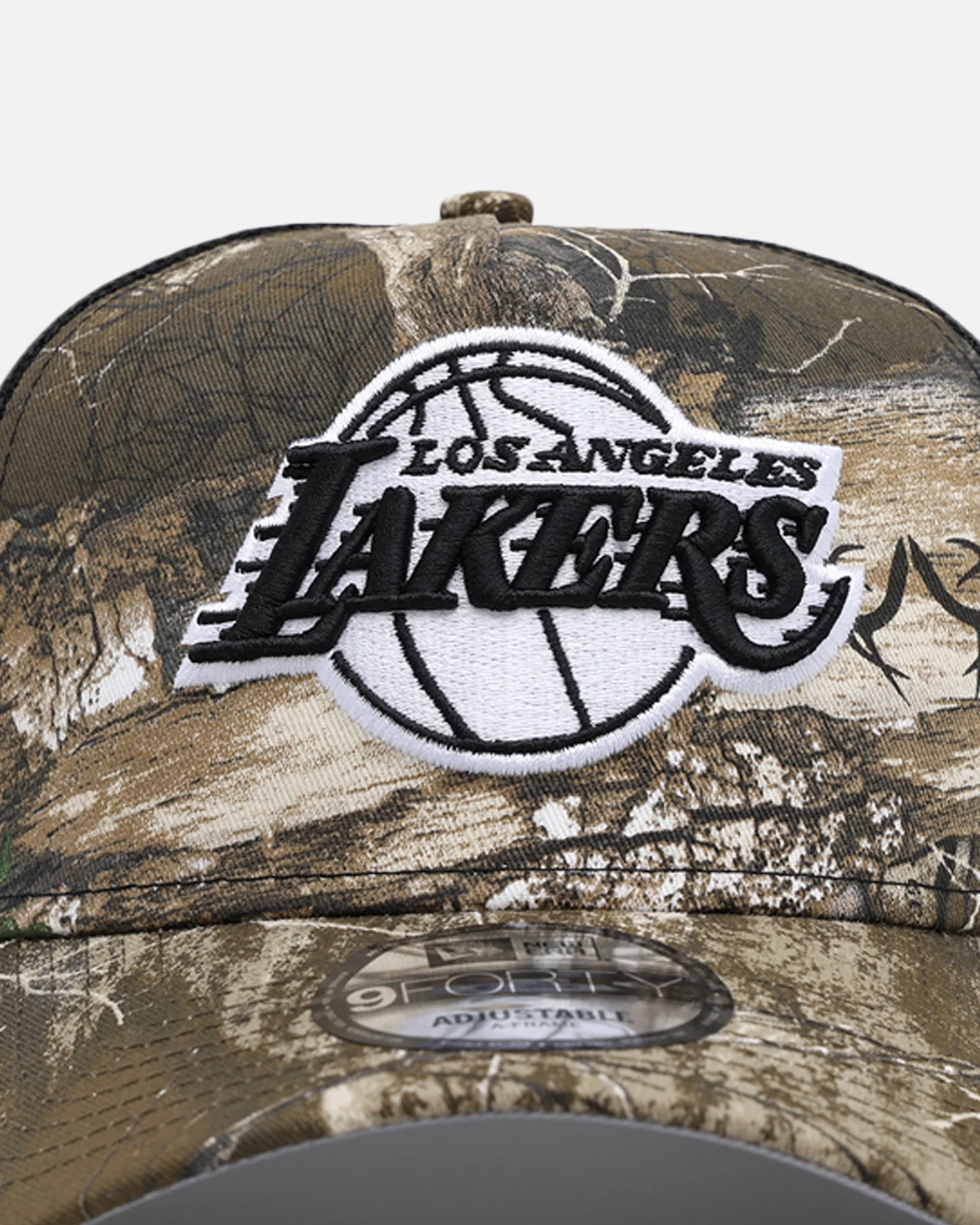 New Era Los Angeles Lakers 'Real Tree' 9FORTY A-Frame Trucker Snapback Realtree Edge - Image 5