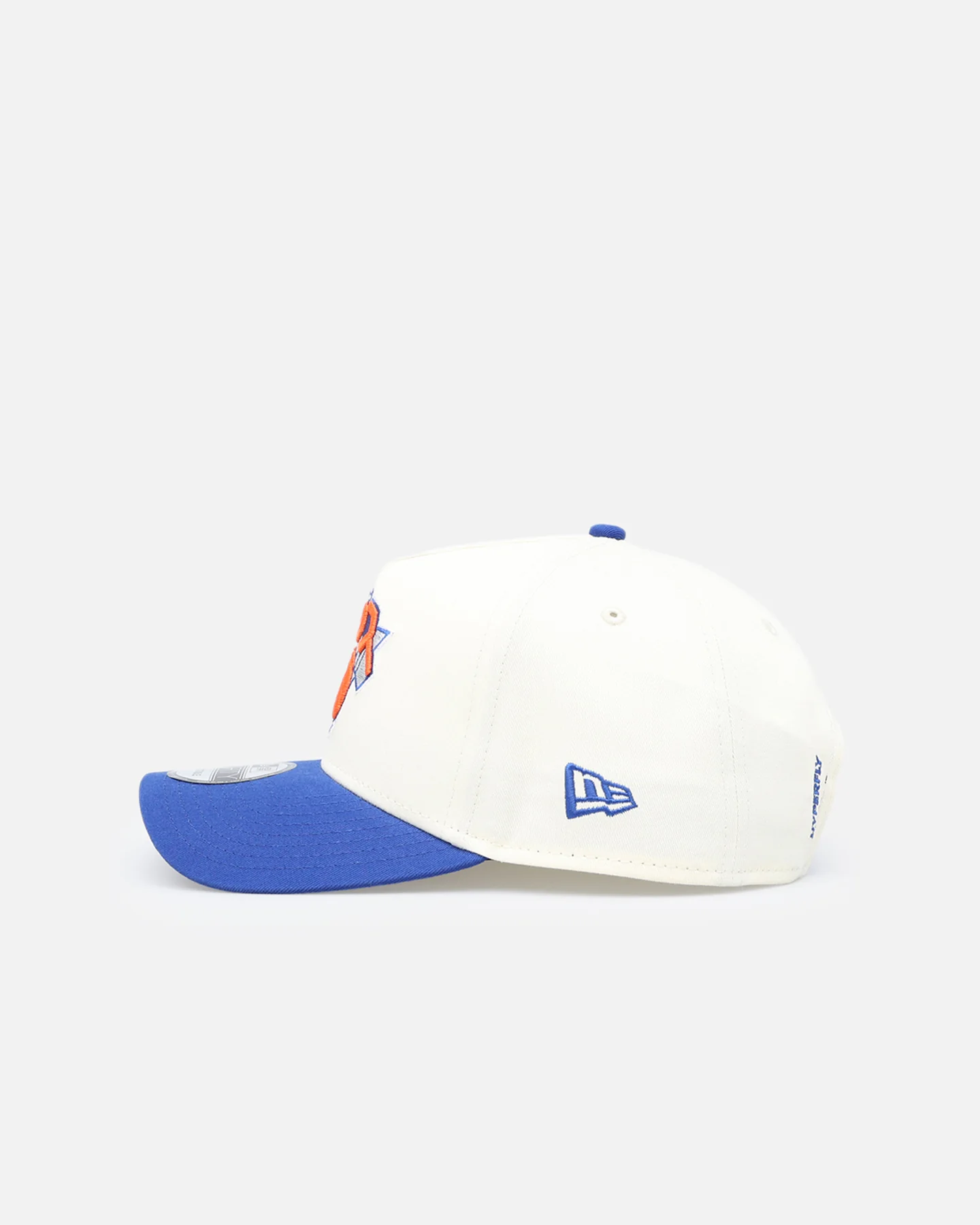 New Era New York Knicks 'NBA X Hyperfly' 9FORTY A-Frame Snapback Chrome White - Image 4
