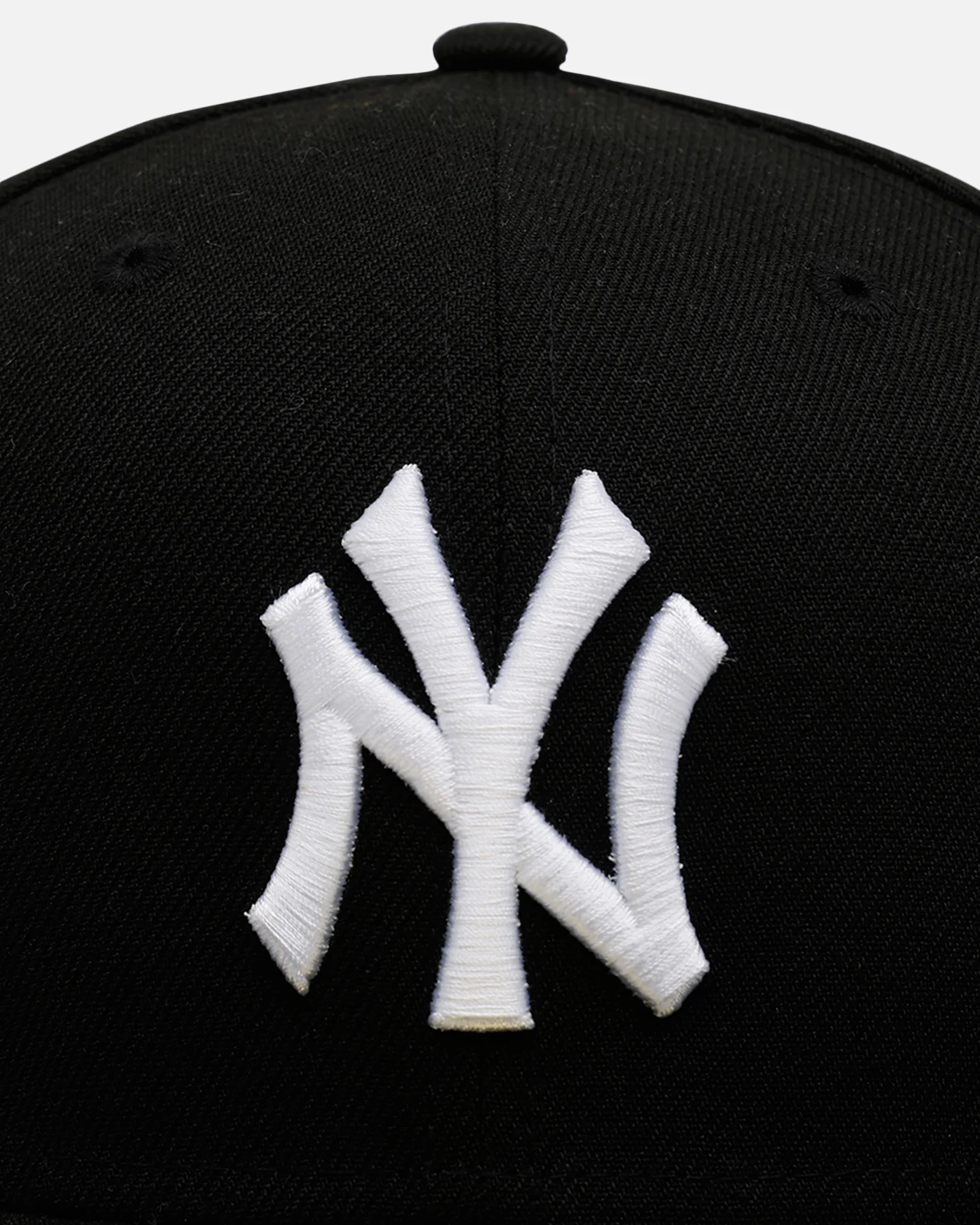 New Era New York Yankees 'Core Fitteds' 59FIFTY Fitted Black/White - Image 6