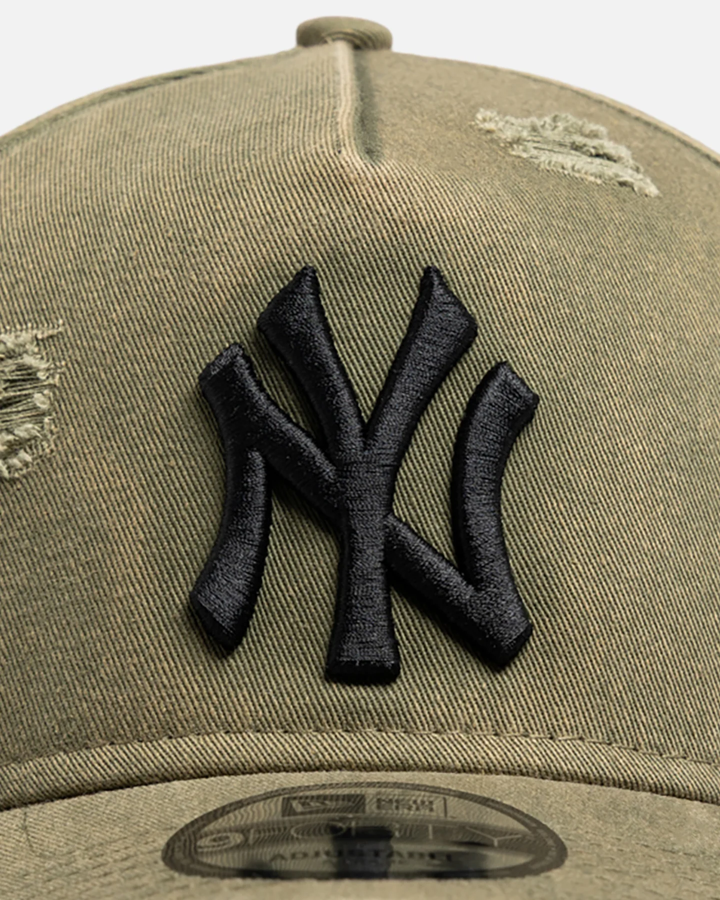 New Era New York Yankees 'Distressed Olive' 9FORTY A-Frame Snapback Olive - Image 5