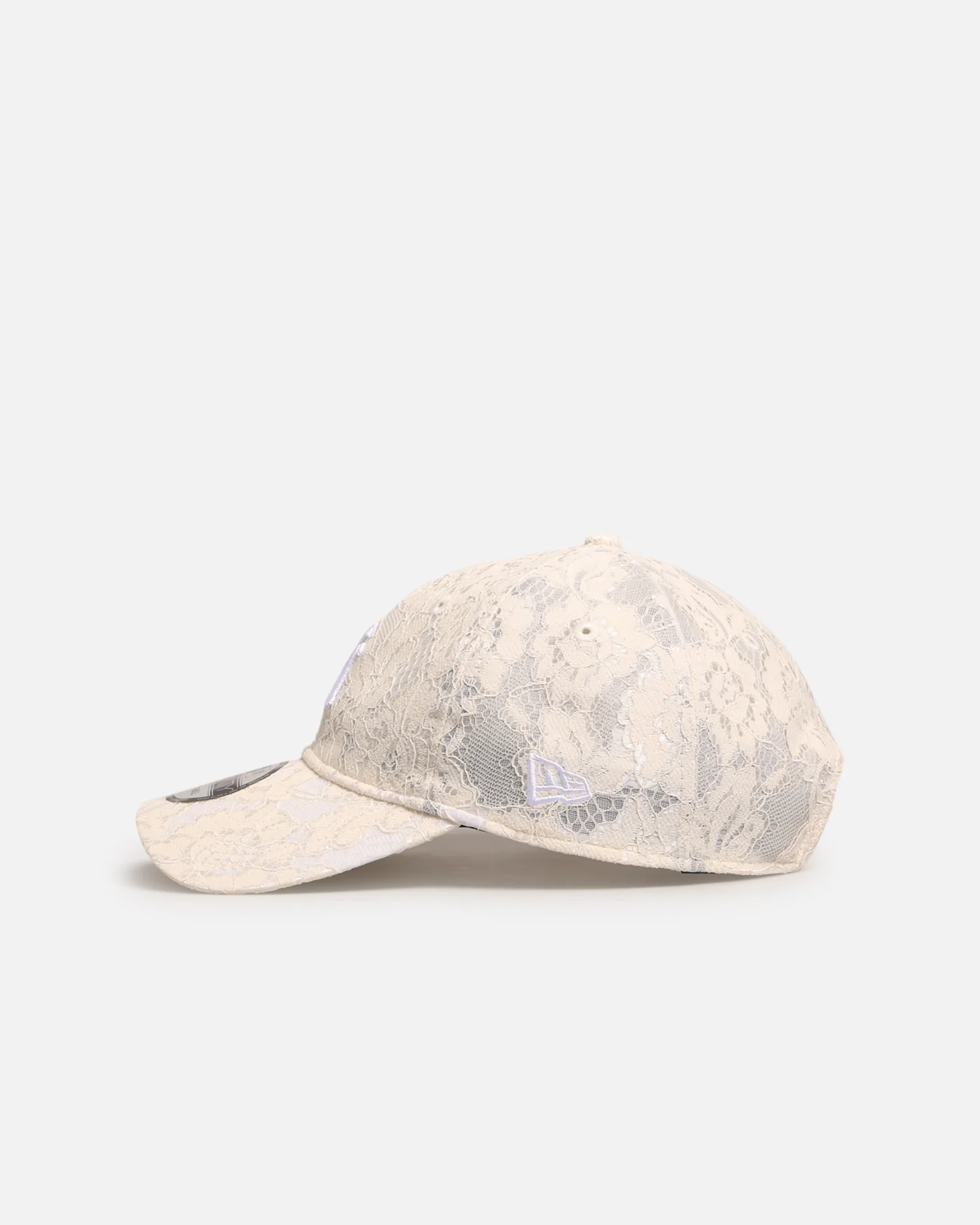 New Era New York Yankees 'Ivory Lace' 9TWENTY Strapback Ivory - Image 4