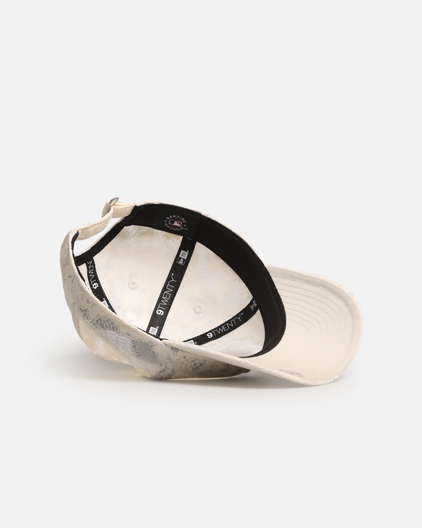 New Era New York Yankees 'Ivory Lace' 9TWENTY Strapback Ivory - Image 6