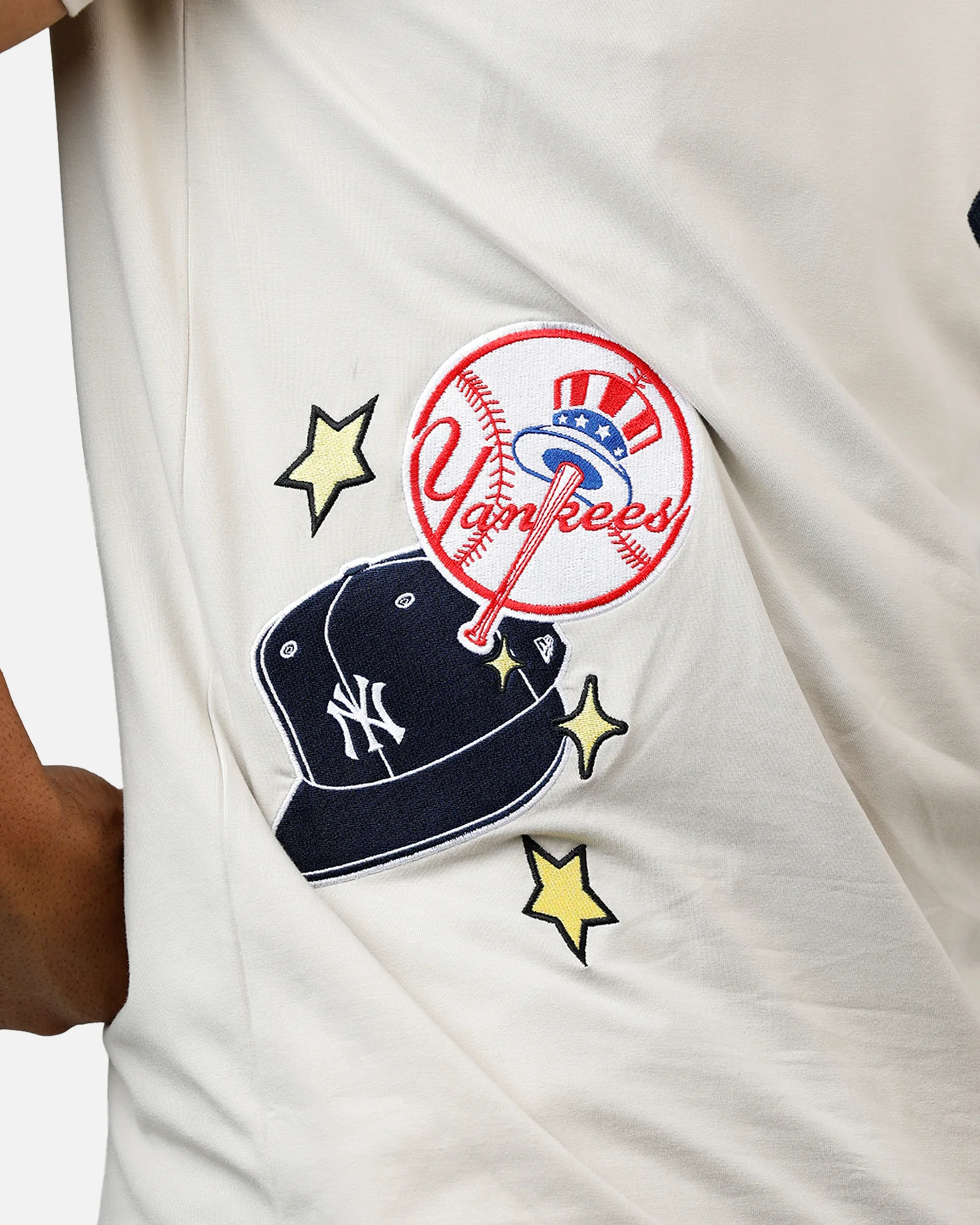 New Era New York Yankees 'Logo Select' Summer T-Shirt Stone - Image 7