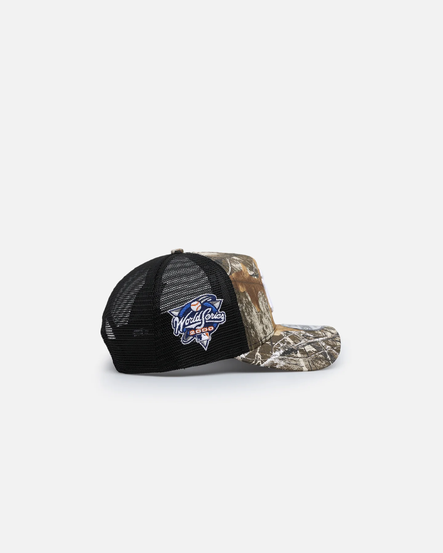 New Era New York Yankees 'Real Tree' 9FORTY A-Frame Trucker Snapback Realtree Edge - Image 3