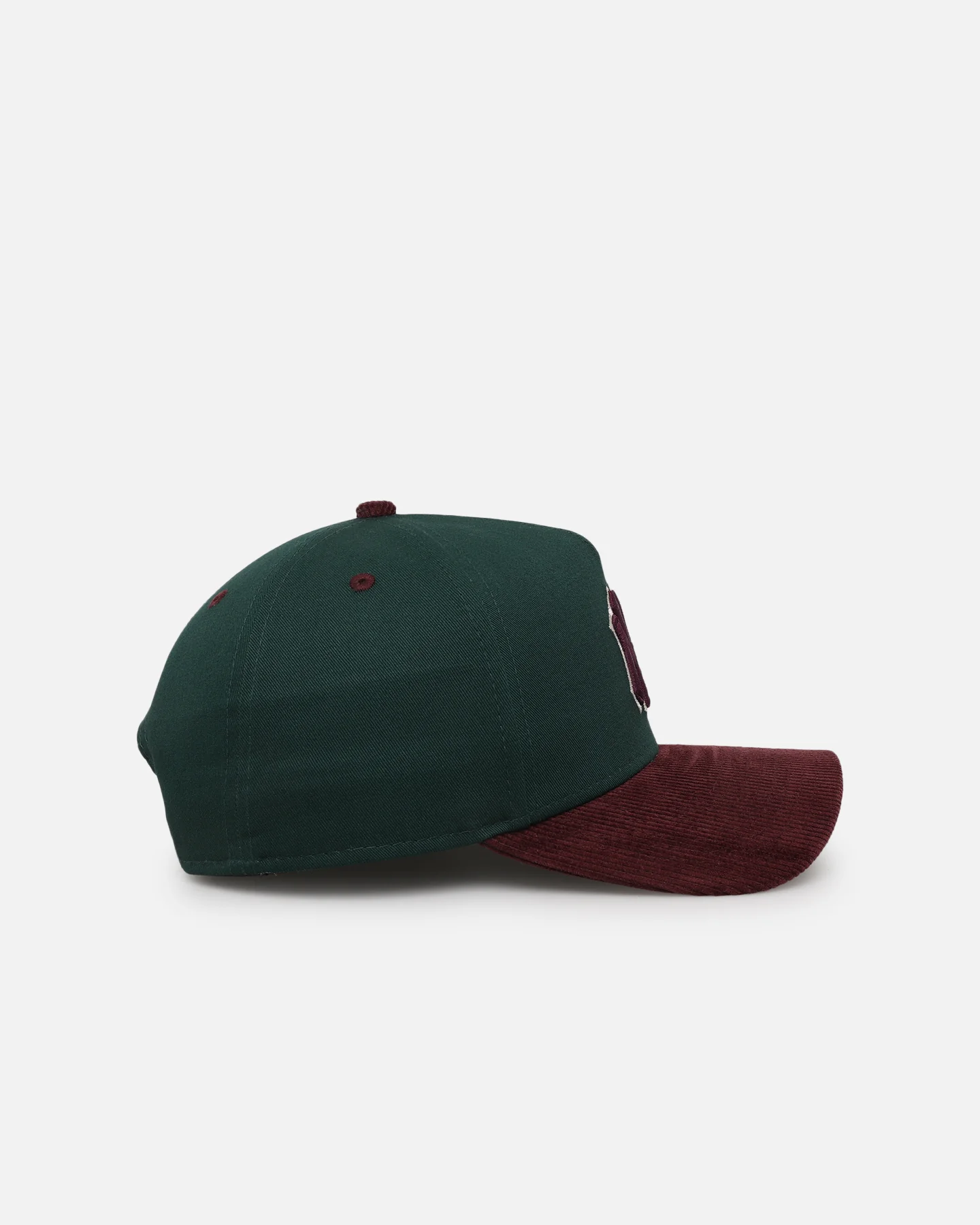 New Era New York Yankees 'Rhubarb Cord' 9FORTY A-Frame Snapback Dark Green - Image 3