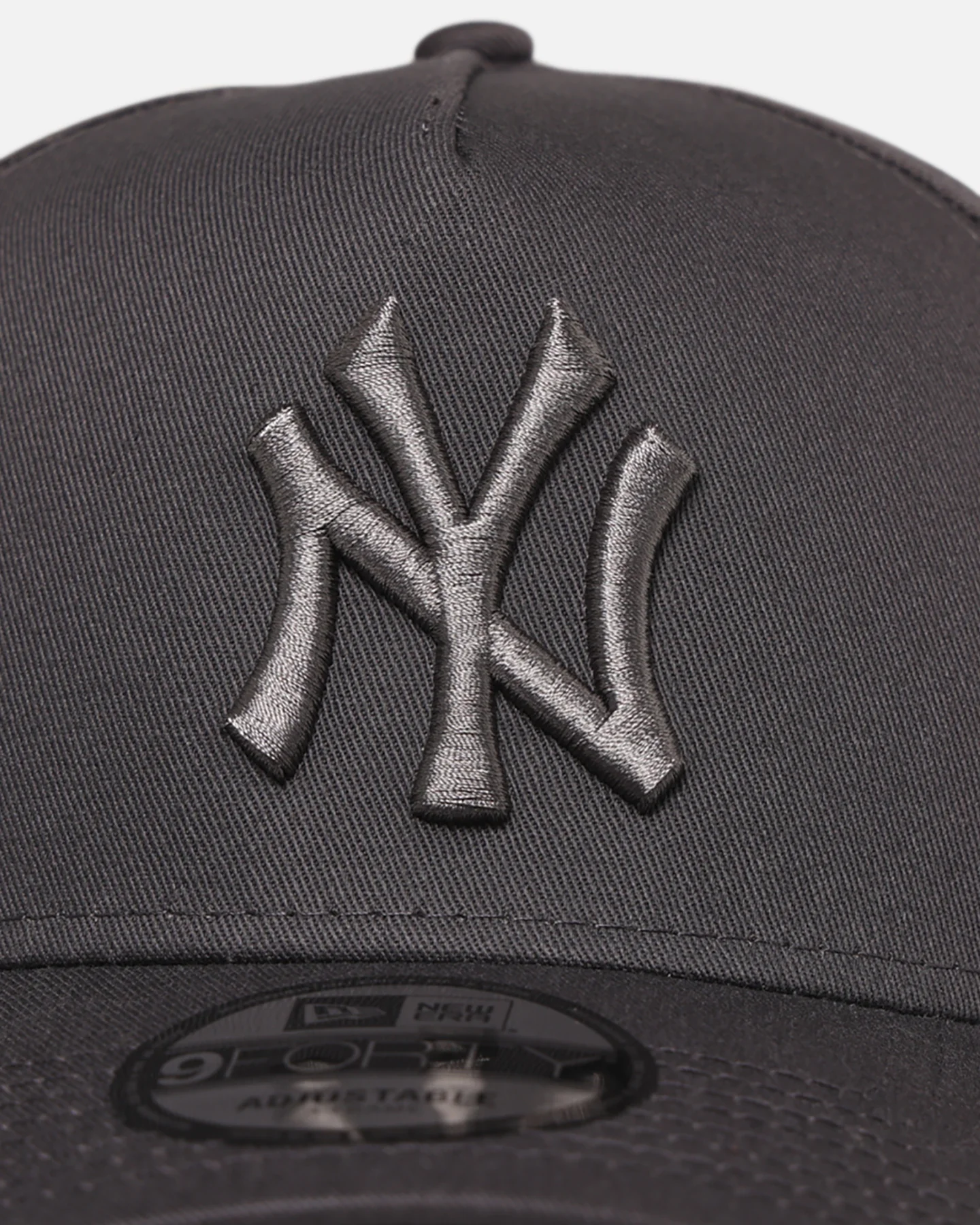 New Era New York Yankees 'Tonal Graphite' 9FORTY A-Frame Snapback Graphite - Image 5