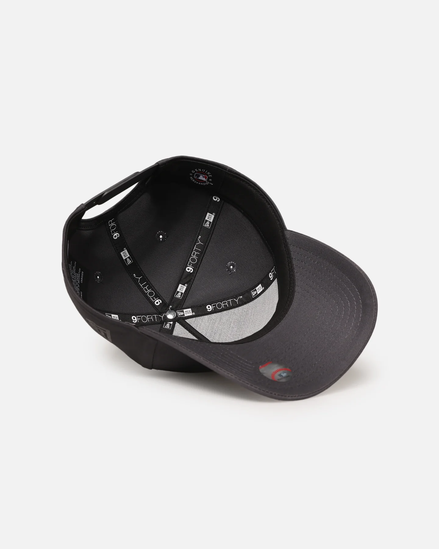 New Era New York Yankees 'Tonal Graphite' 9FORTY A-Frame Snapback Graphite - Image 6