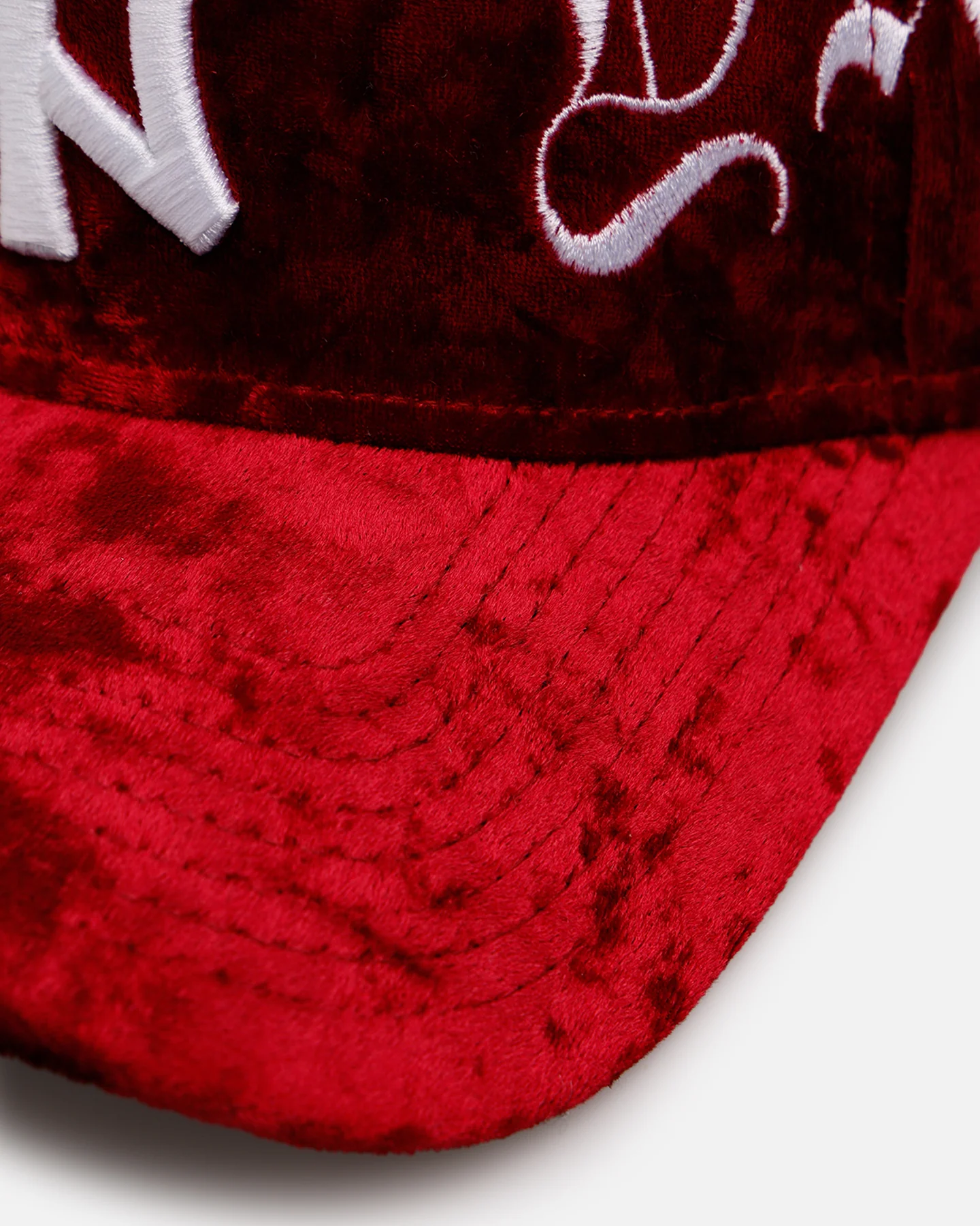 New Era New York Yankees 'Velvet Gothic Script' 9FORTY A-Frame Snapback Maroon - Image 2