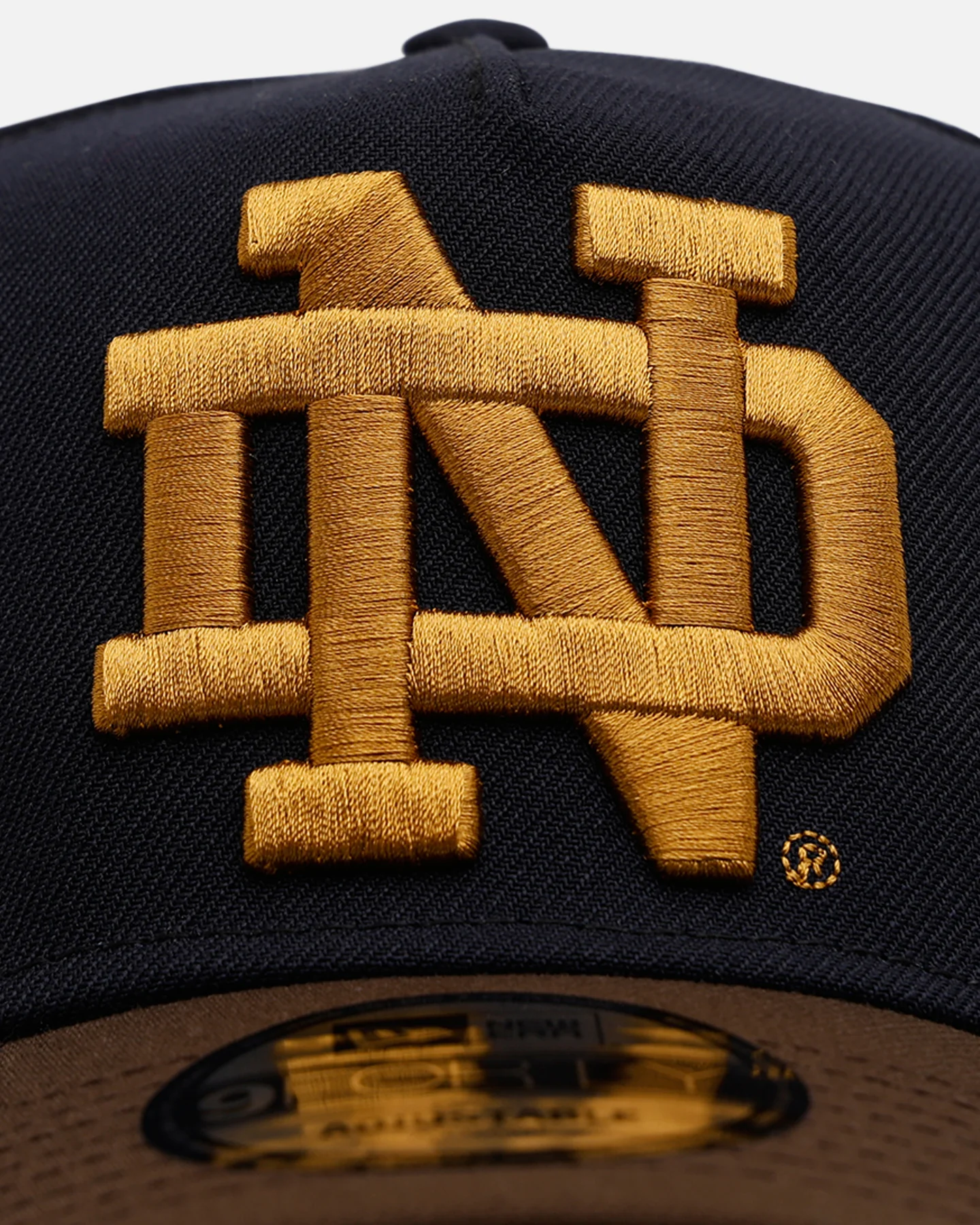 New Era Notre Dame Fighting Irish 'Walnut Visor' 9FORTY A-Frame Snapback Walnut - Image 5