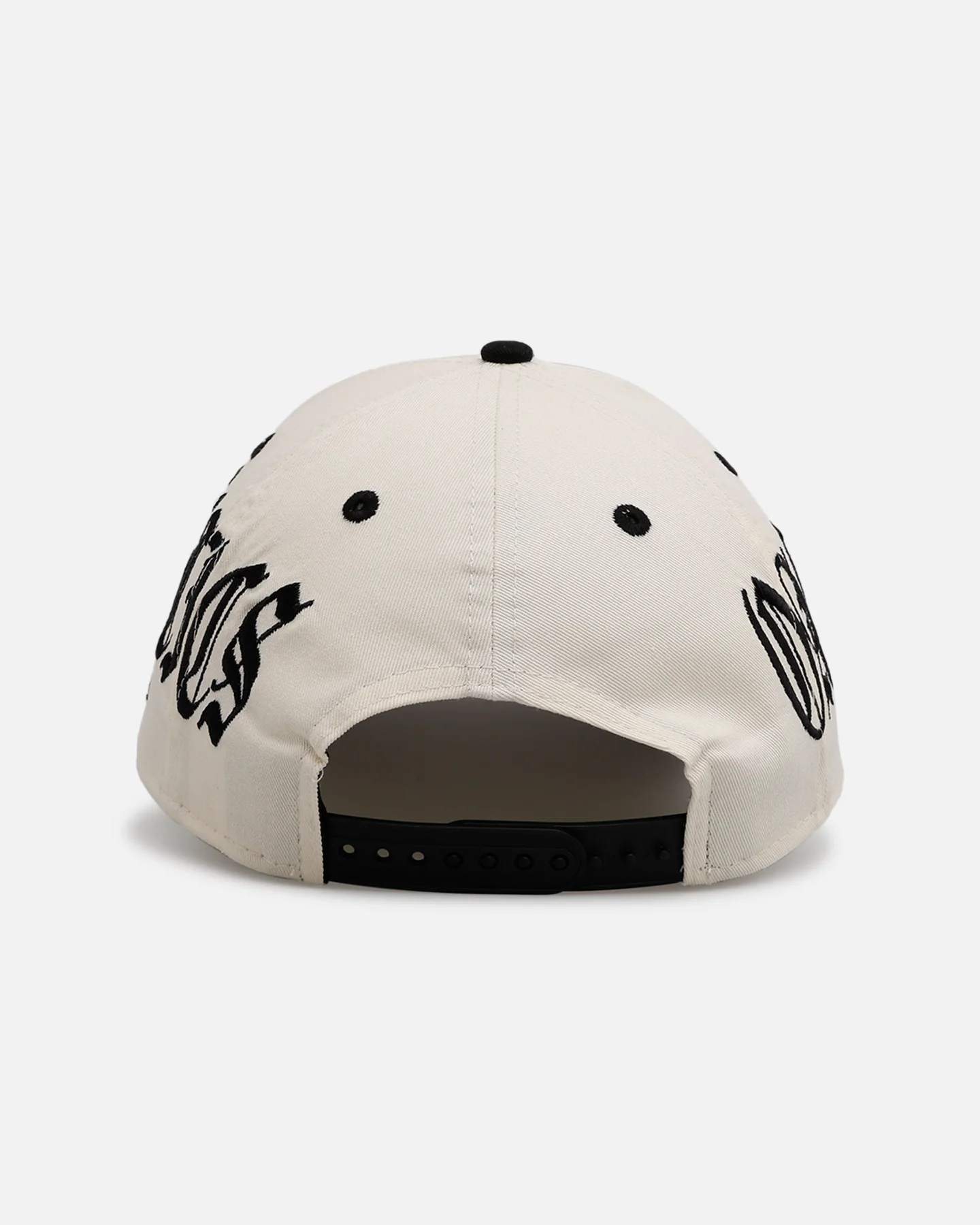 New Era Oakland Athletics 'Gothic Script Two Tone' 9FORTY A-Frame Snapback Chrome/Black - Image 2