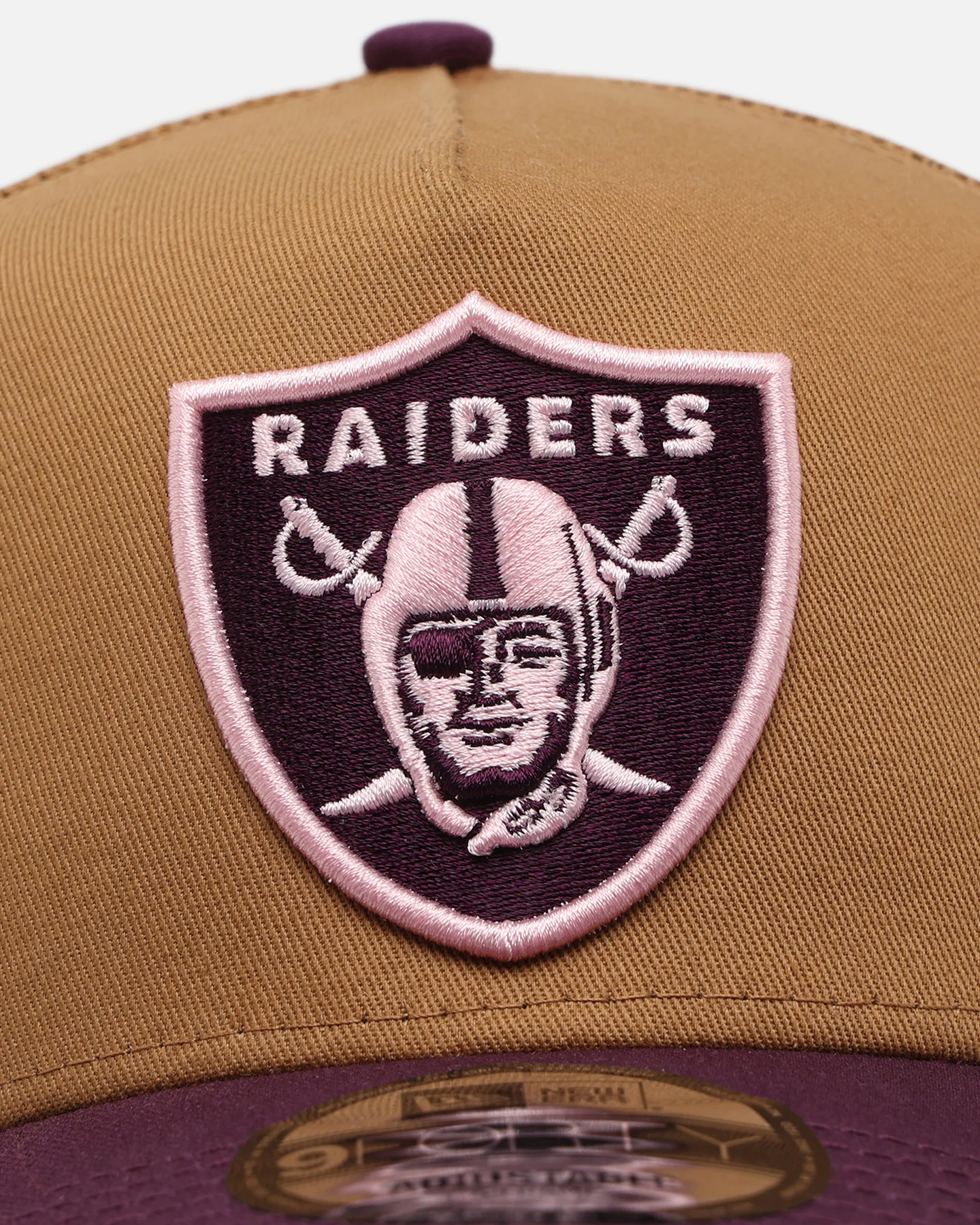 New Era Oakland Raiders 'Rustic Rose' 9FORTY A-Frame Trucker Snapback Wheat - Image 5