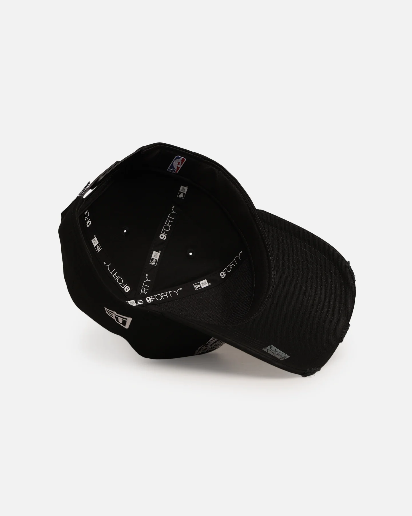New Era Oklahoma City Thunder 'Hardcore Arch' 9FORTY A-Frame Snapback Black/White - Image 6