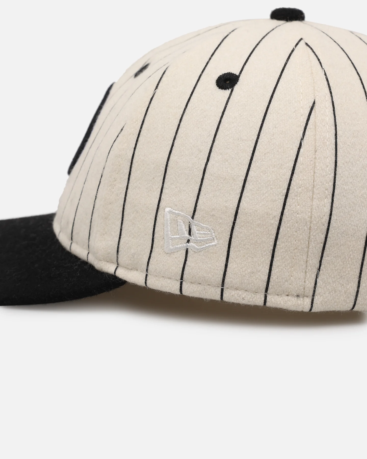 New Era San Francisco 49ers 9FIFTY Retro Crown Strapback Off White/Black - Image 2
