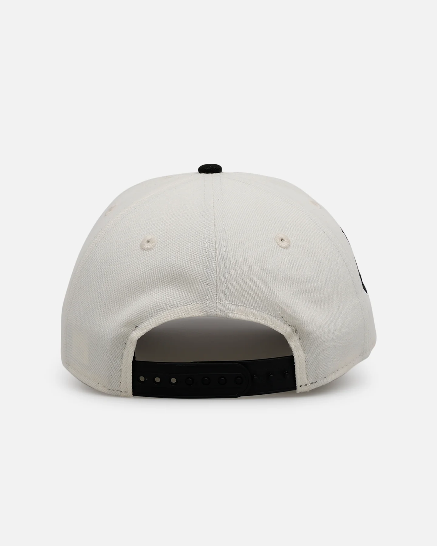 New Era Texas Rangers 'Chrome Black' 9FORTY A-Frame Snapback Chrome/Black - Image 2