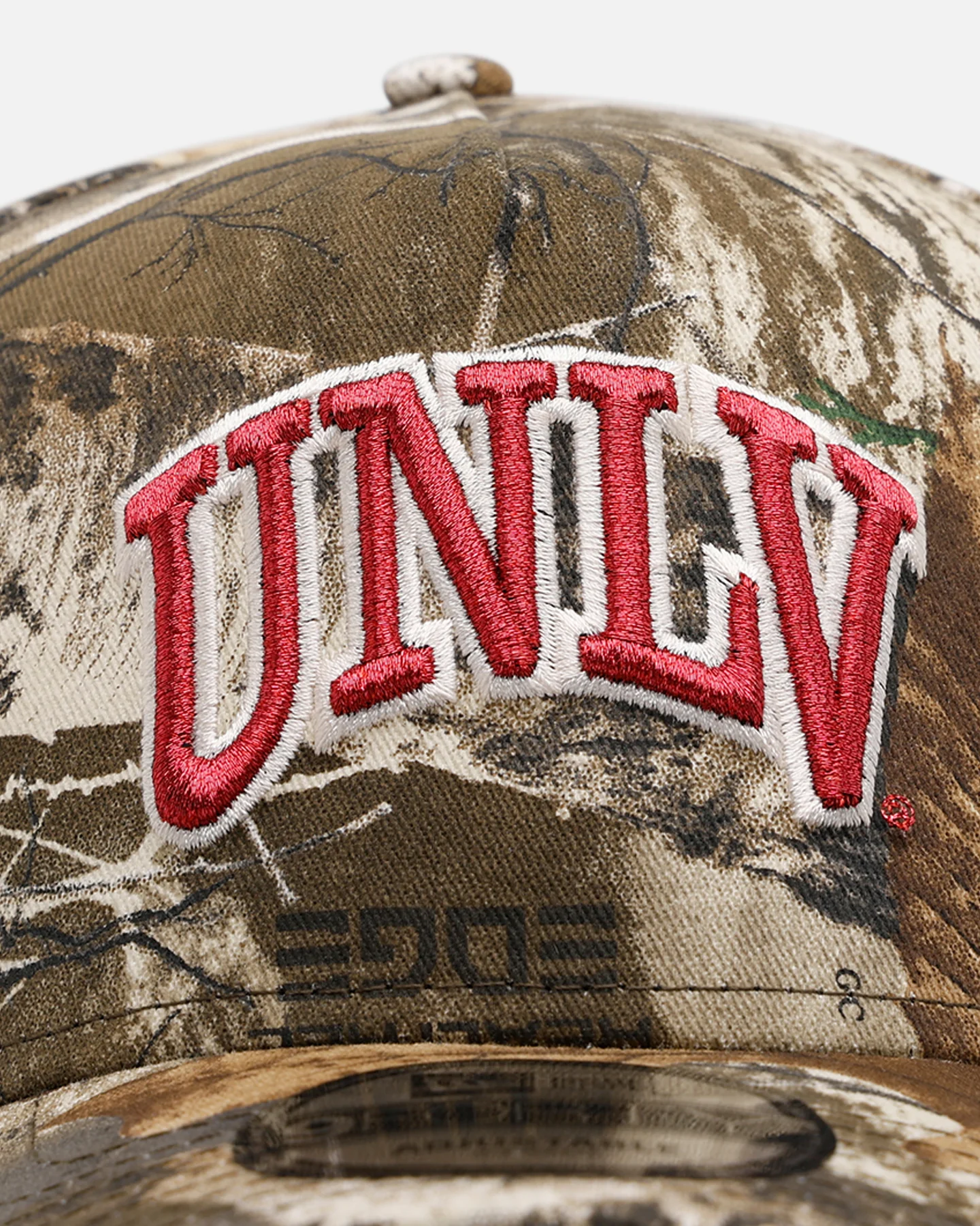 New Era UNLV 'Great Outdoors' 9FORTY A-Frame Snapback Camo - Image 5