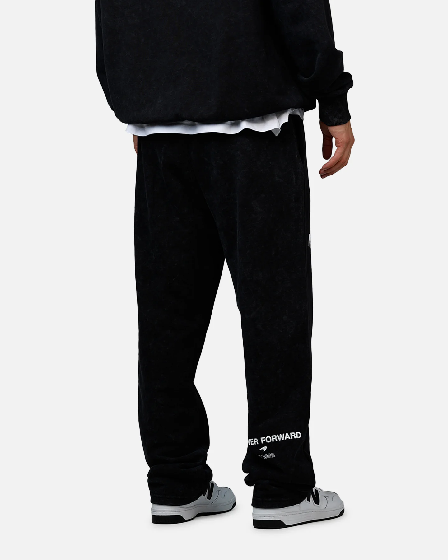 New Era X Mclaren Sweat Pants Black - Image 3