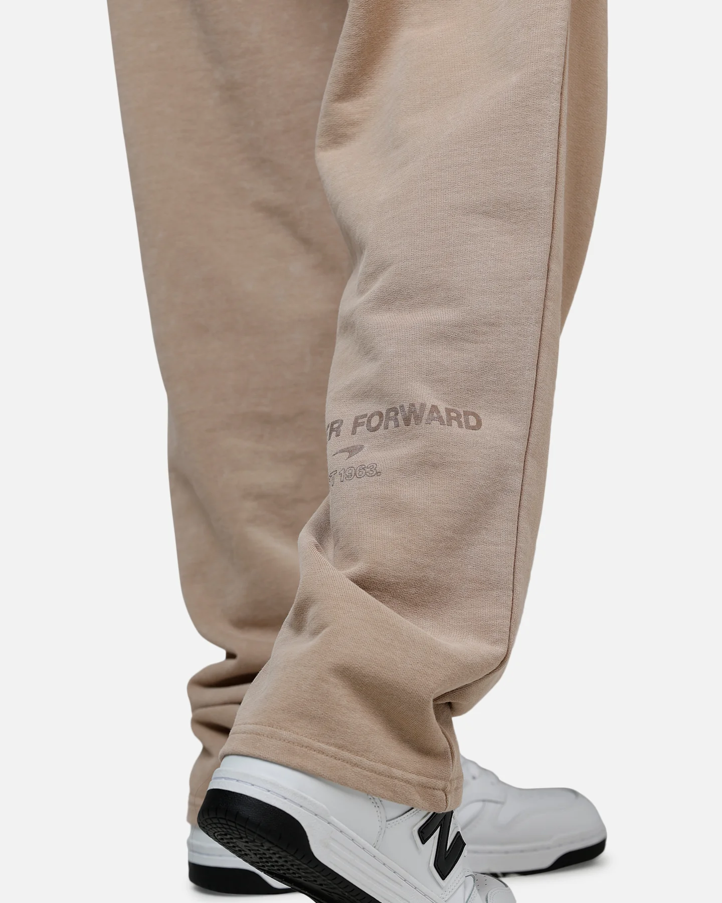 New Era X Mclaren Sweat Pants Taupe - Image 8