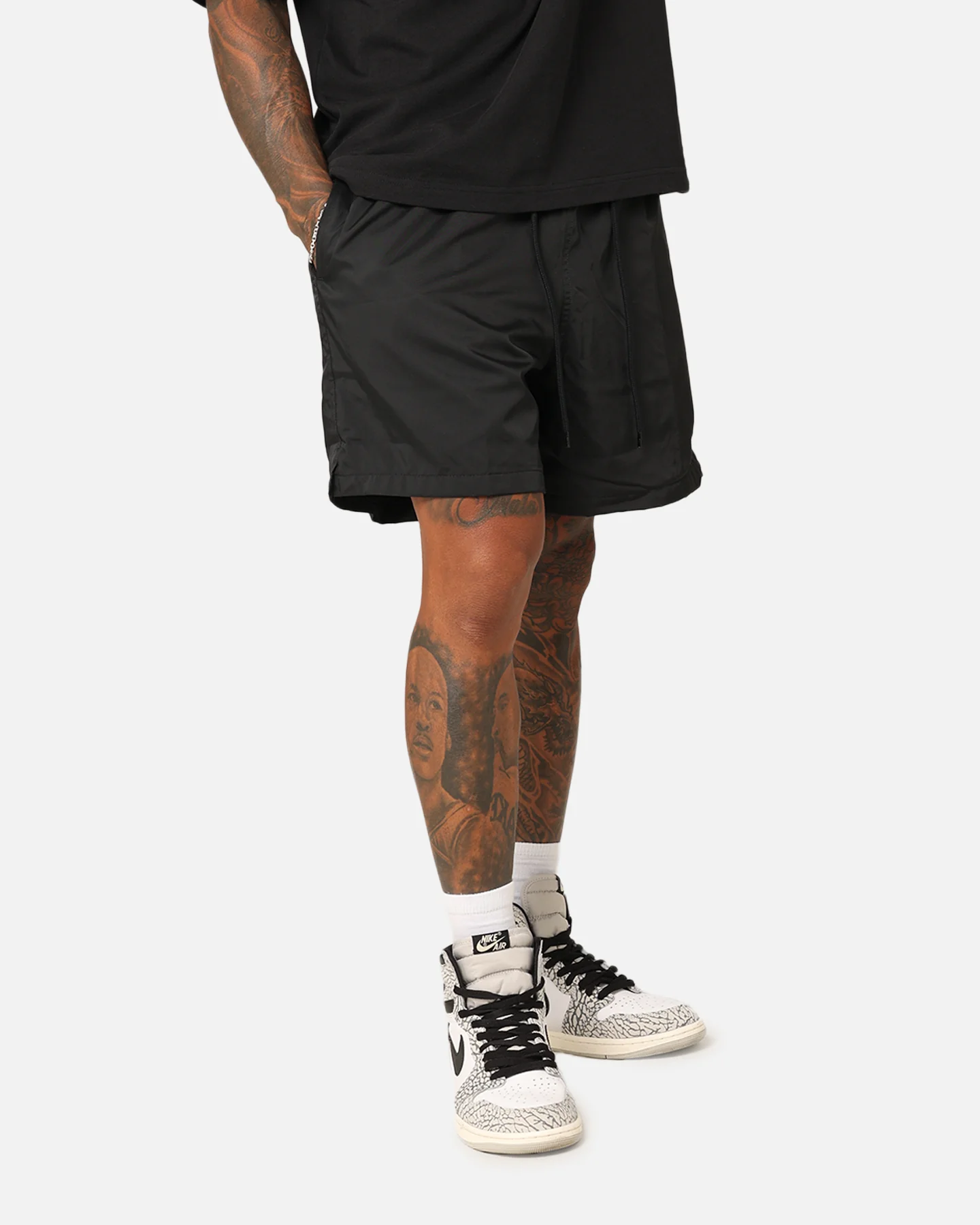 Nike Club Flow Shorts Black/White - Image 5
