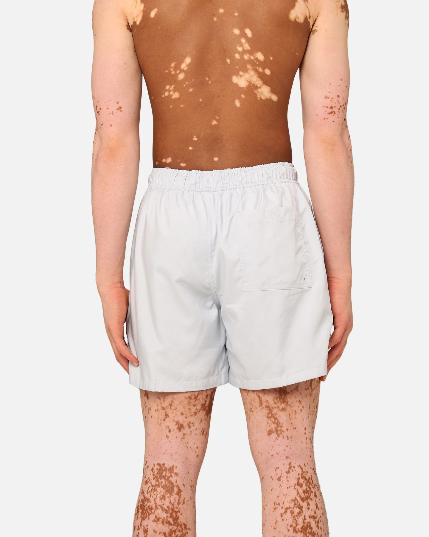 Nike Club Flow Shorts Pure Platinum - Image 8