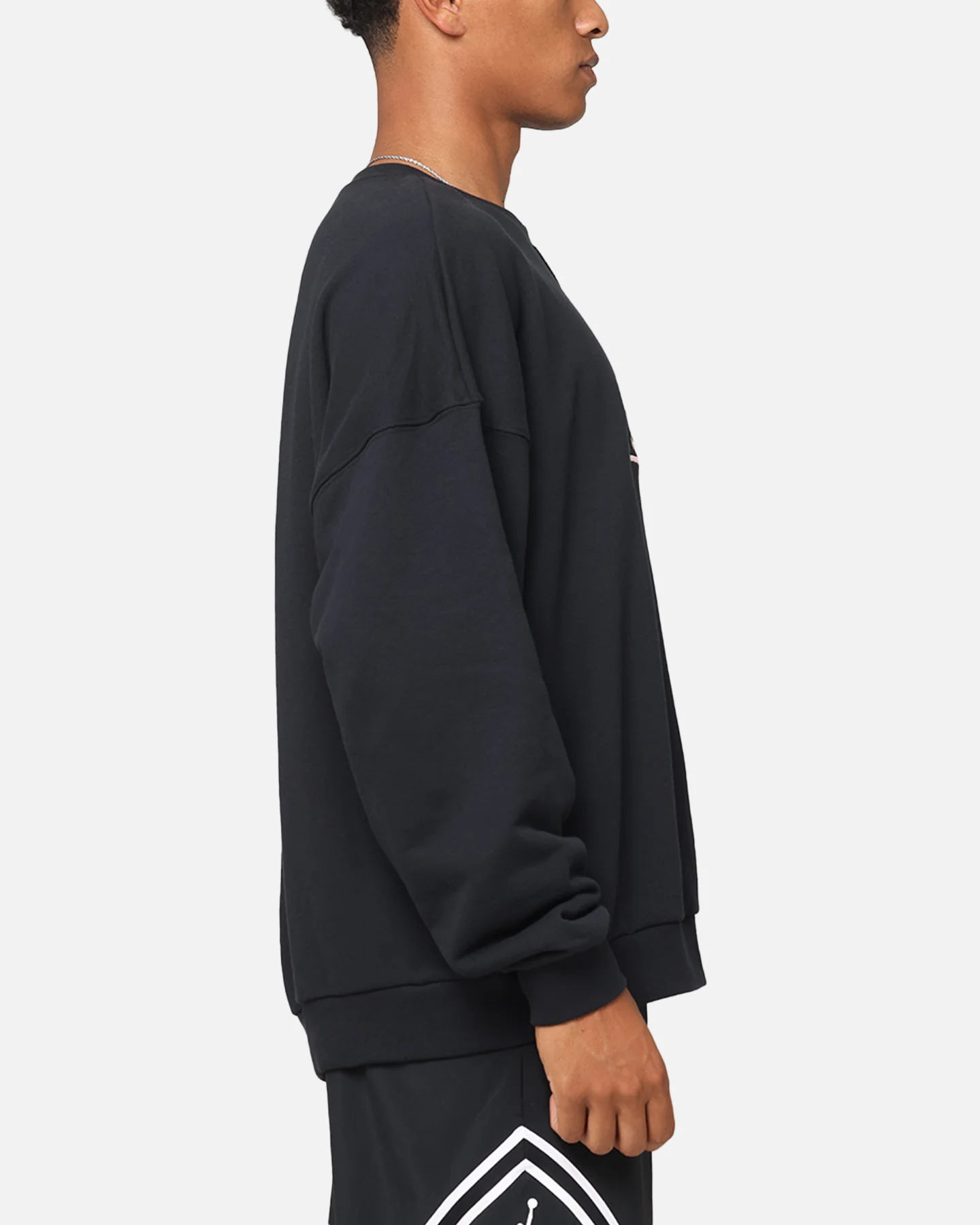 Nike Club Oversized Crewneck Sweatshirt Black/Pink - Image 4