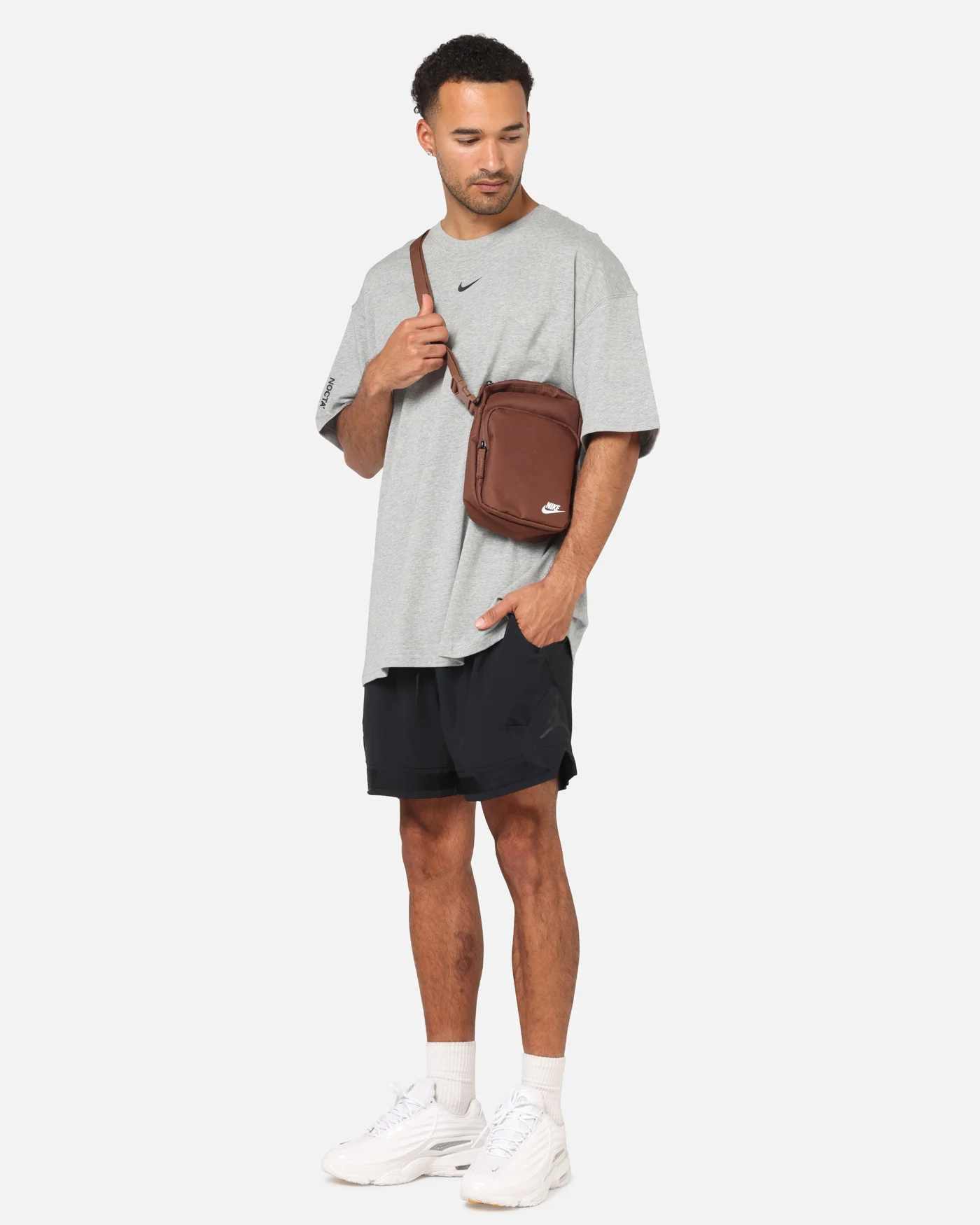 Nike Heritage Crossbody Bag Brown - Image 4