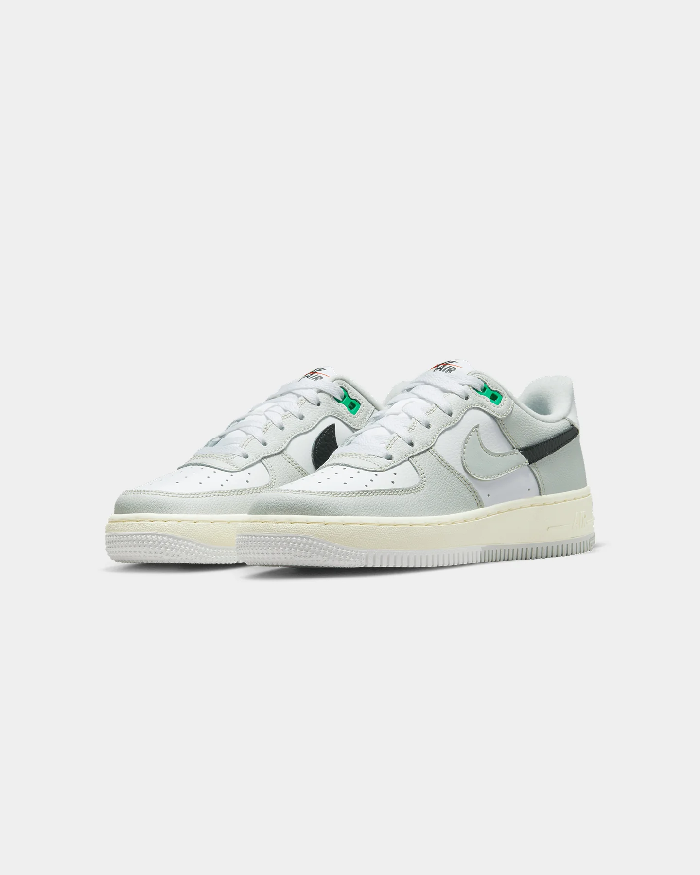 Nike Kids' Air Force 1 LV8 2 (GS) Light Silver/Black - Image 2