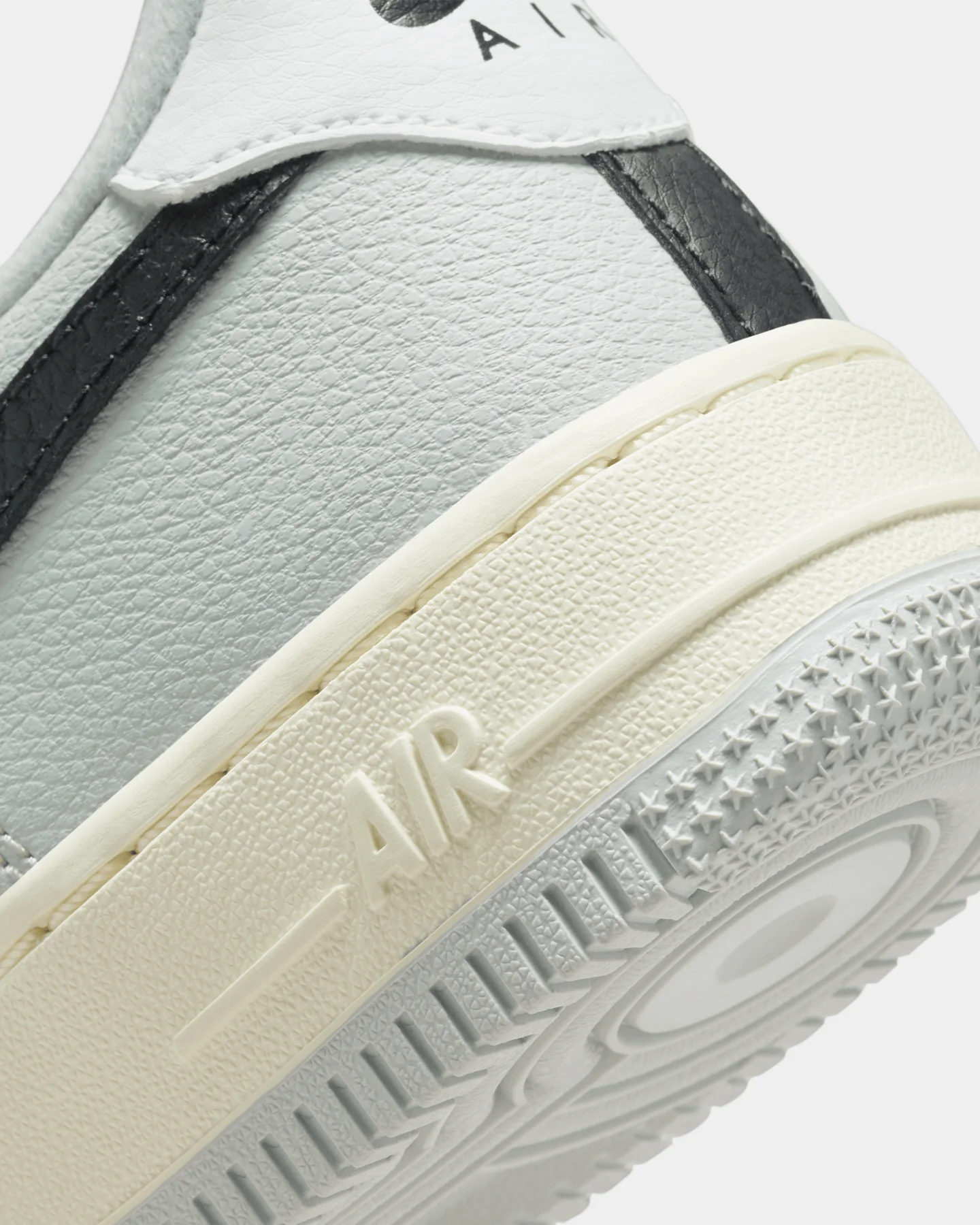 Nike Kids' Air Force 1 LV8 2 (GS) Light Silver/Black - Image 8