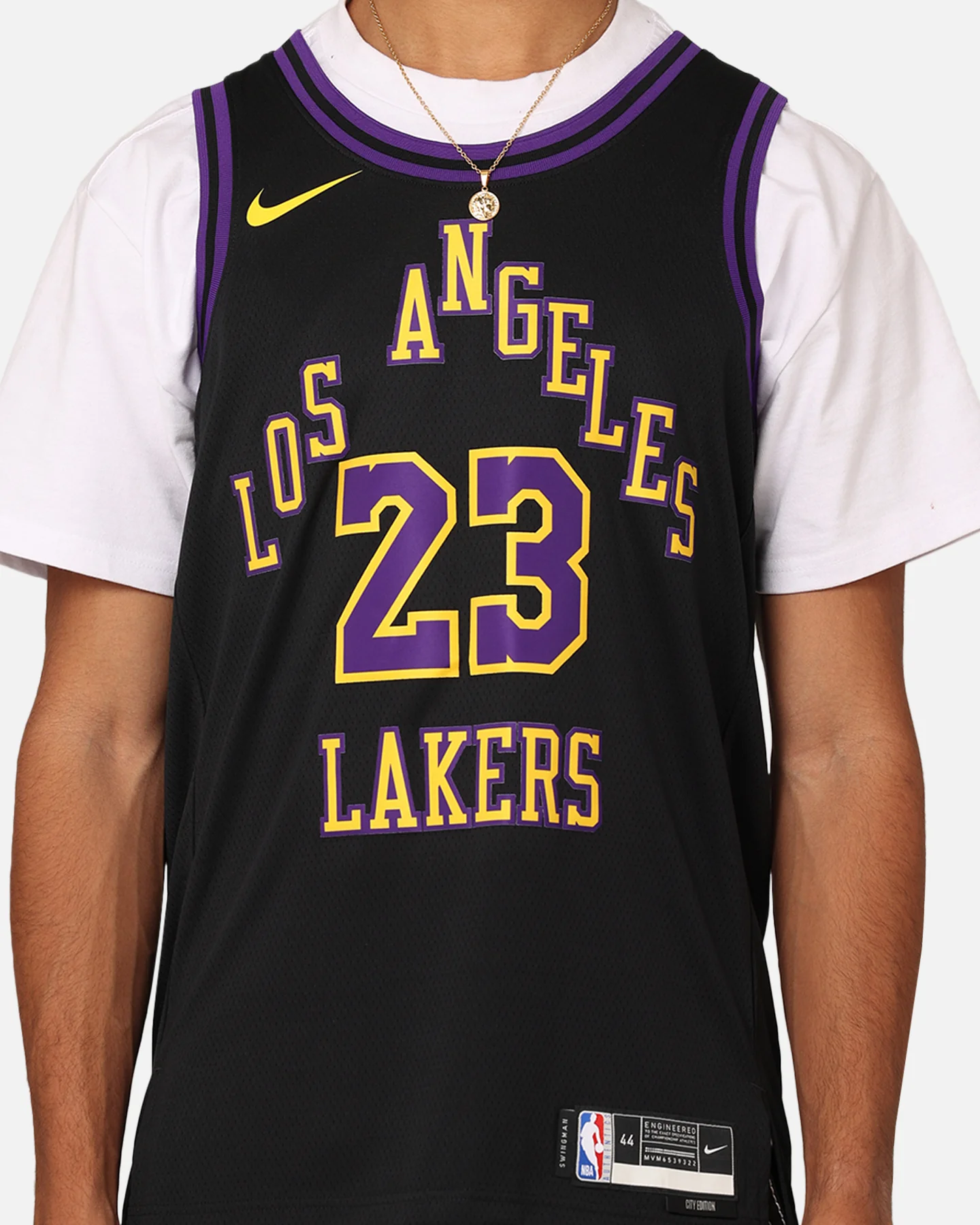 Nike Los Angeles Lakers Lebron James Dri-FIT Swingman Jersey Black - Image 4