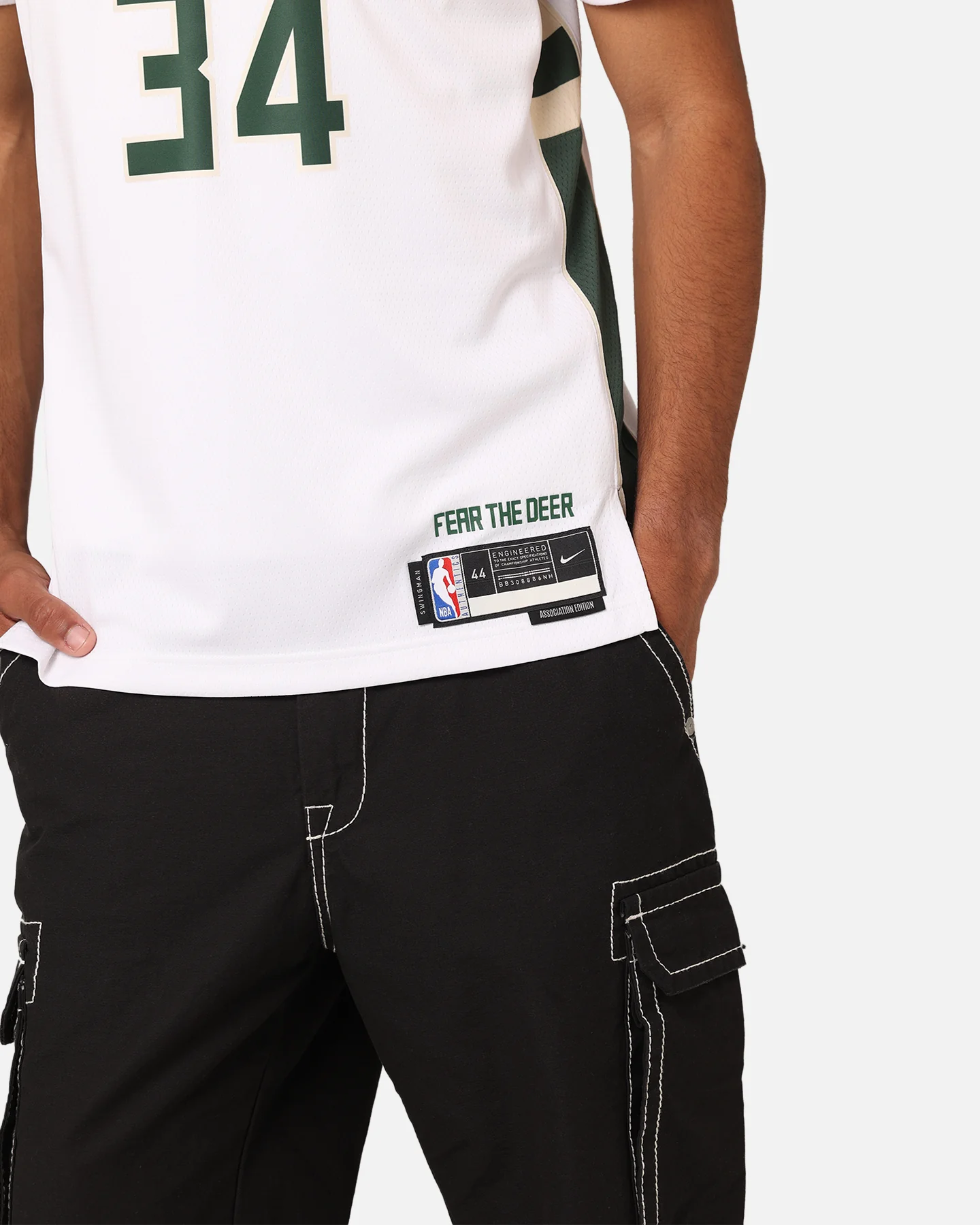 Nike Milwaukee Bucks Giannis Antetokounmpo Dri-FIT Swingman Jersey White - Image 9
