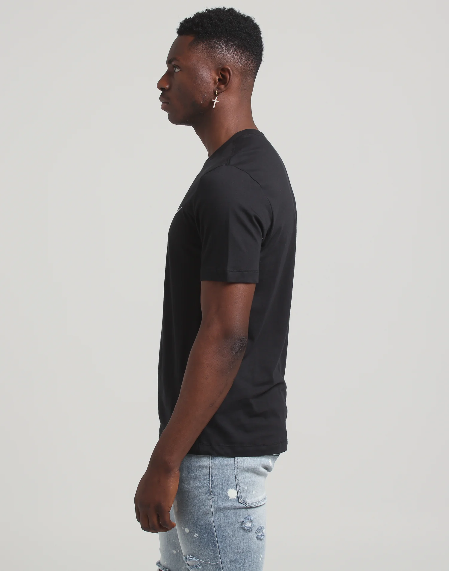 Nike Sports Wear SS Tee Black/White - Image 4