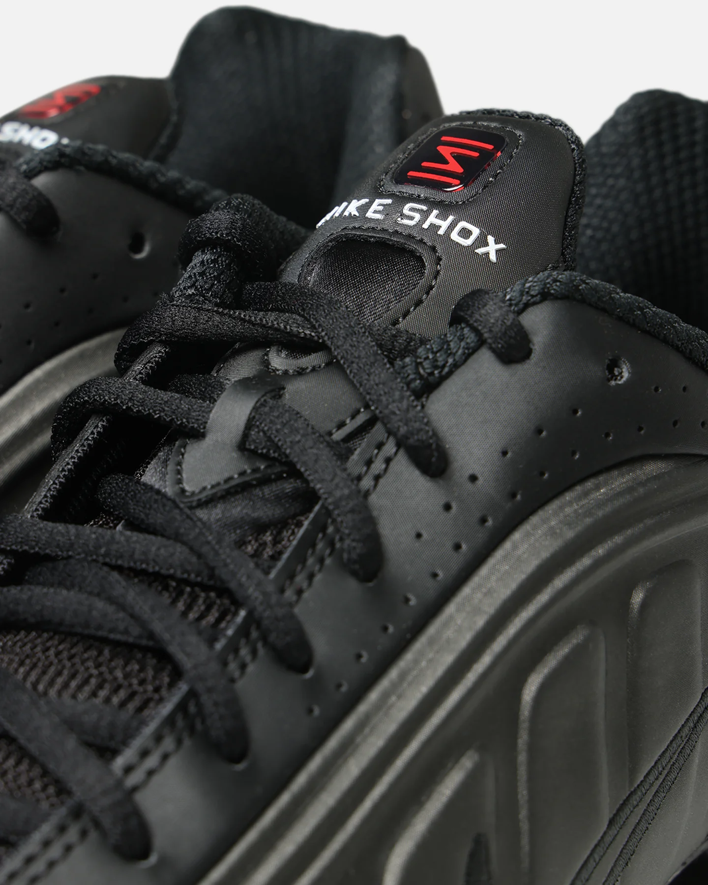 Nike Shox R4 Black/Black - Image 8