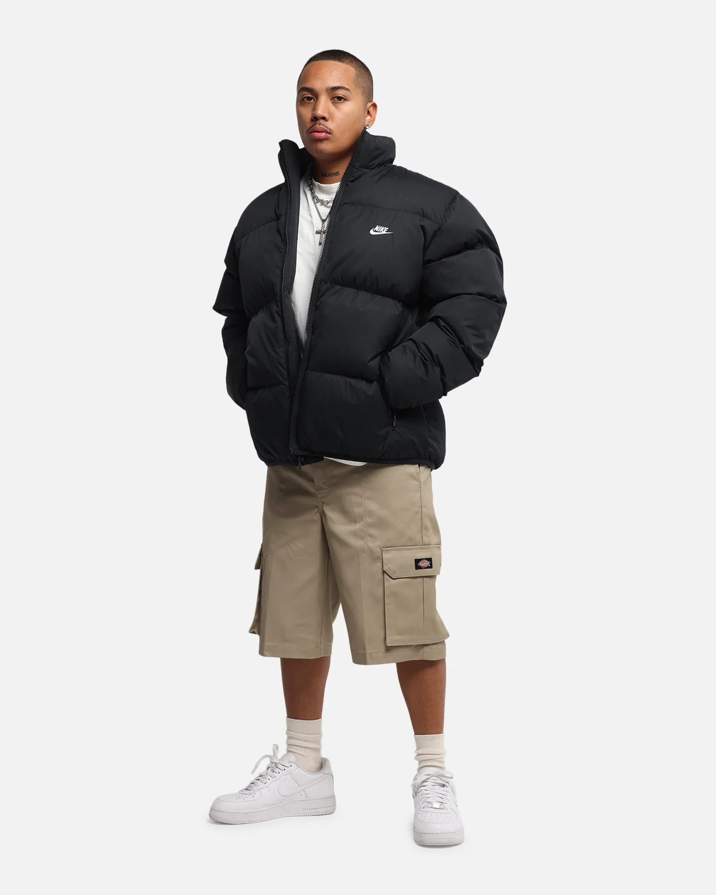 Nike Sportswear Club Puffer Jacket Black/White - Image 2