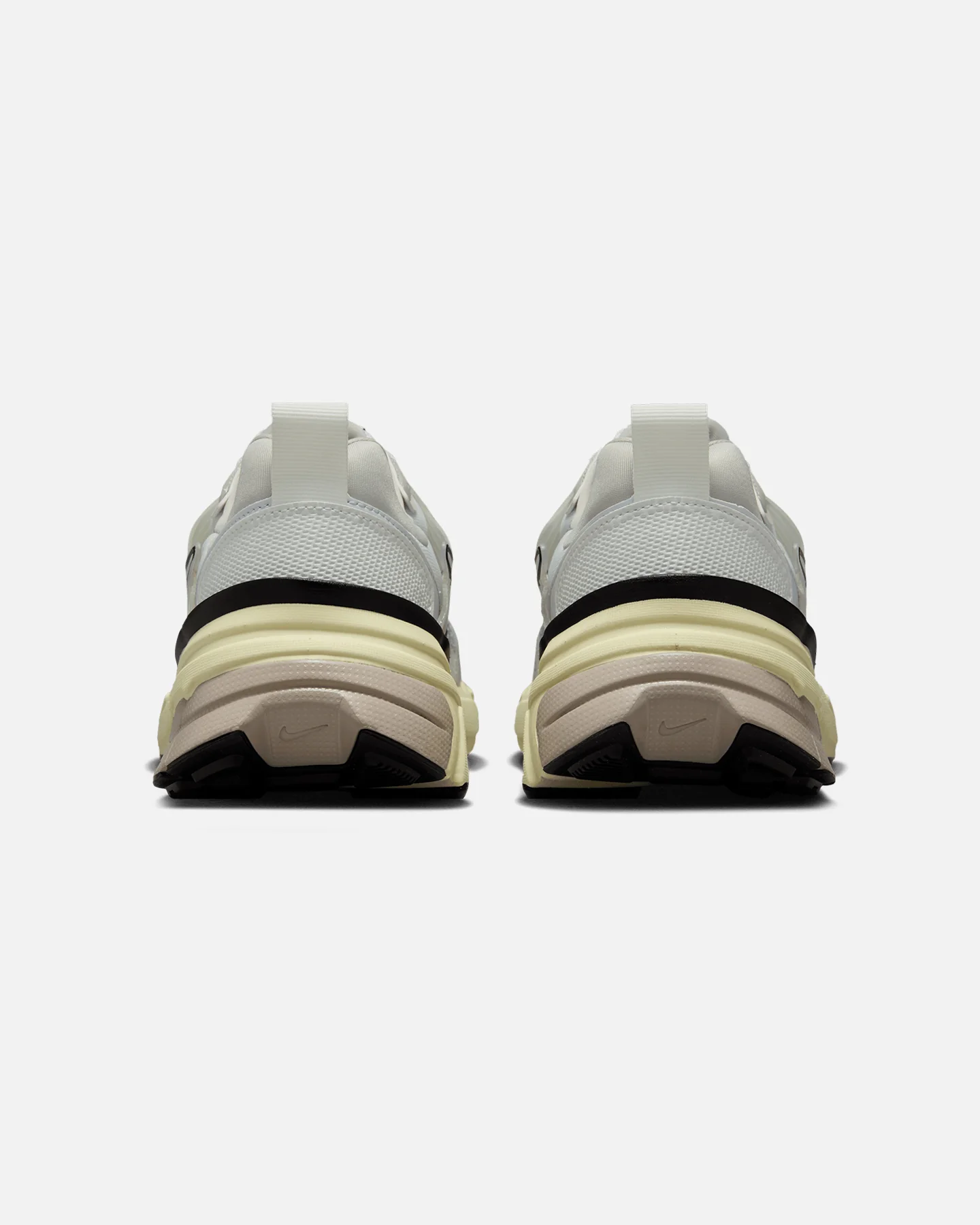 Nike V2K Run Summit White/Metallic Silver - Image 3