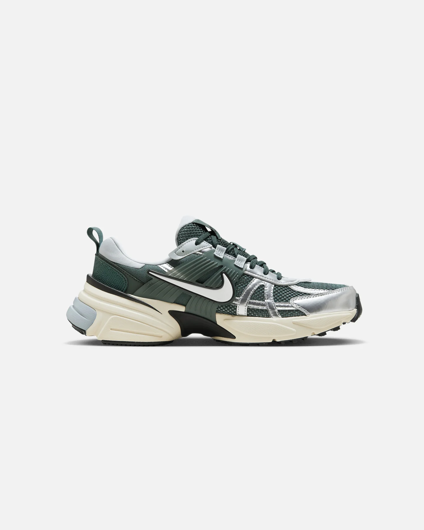Nike V2K Run Vintage Green - Image 4