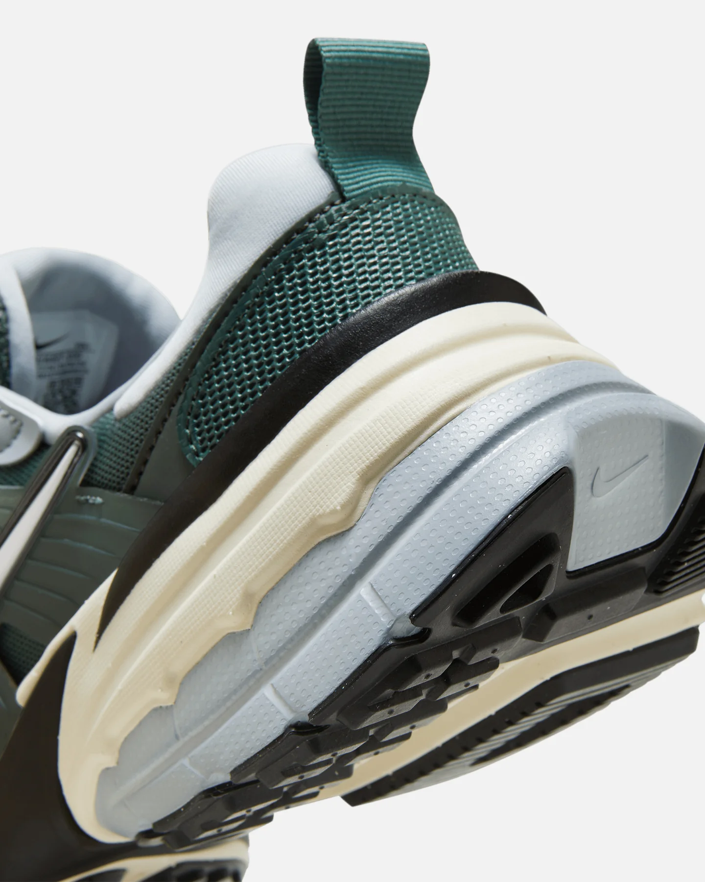 Nike V2K Run Vintage Green - Image 8
