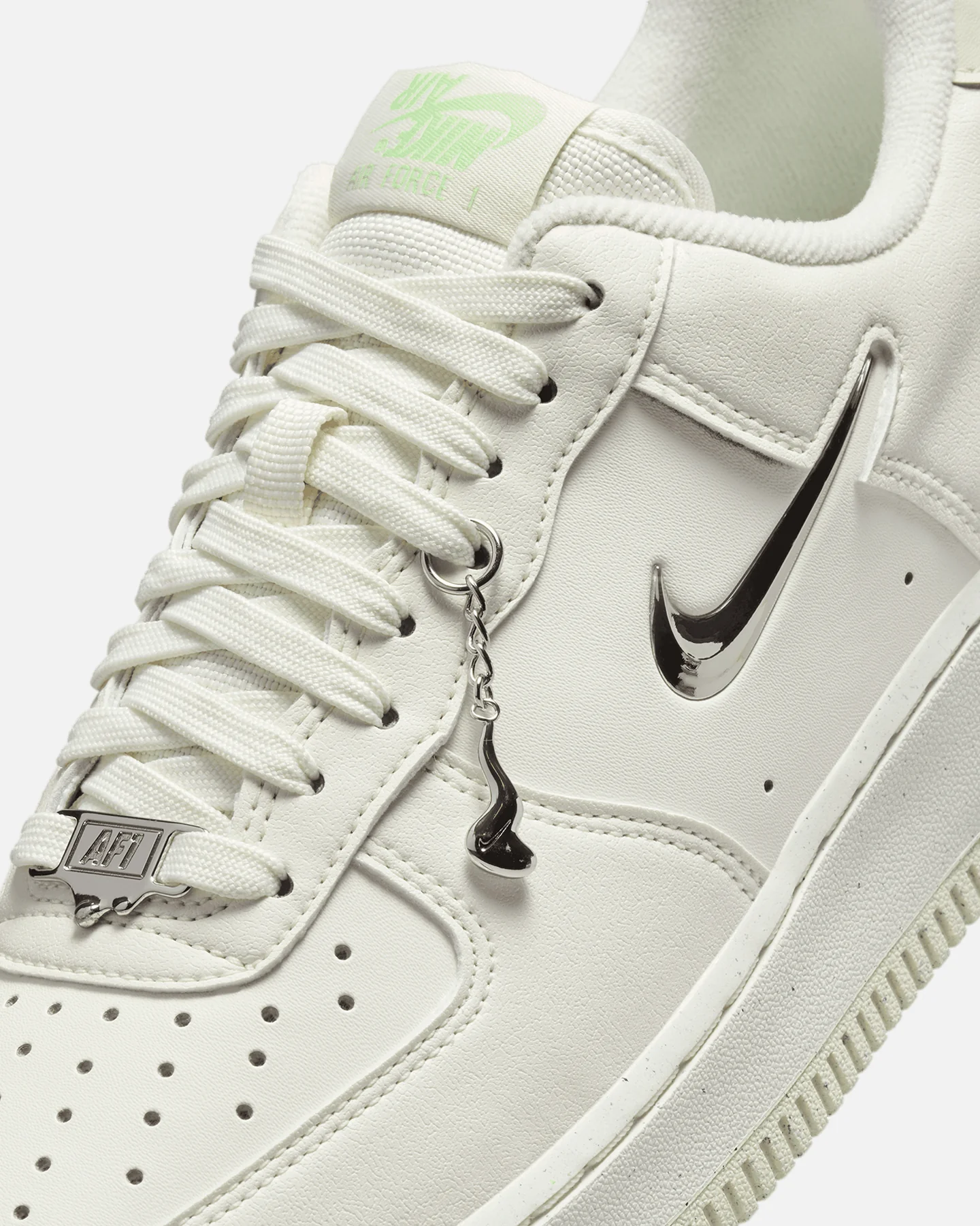 Nike Women's Air Force 1 '07 Next Nature SE Sail/Vapor Green - Image 4