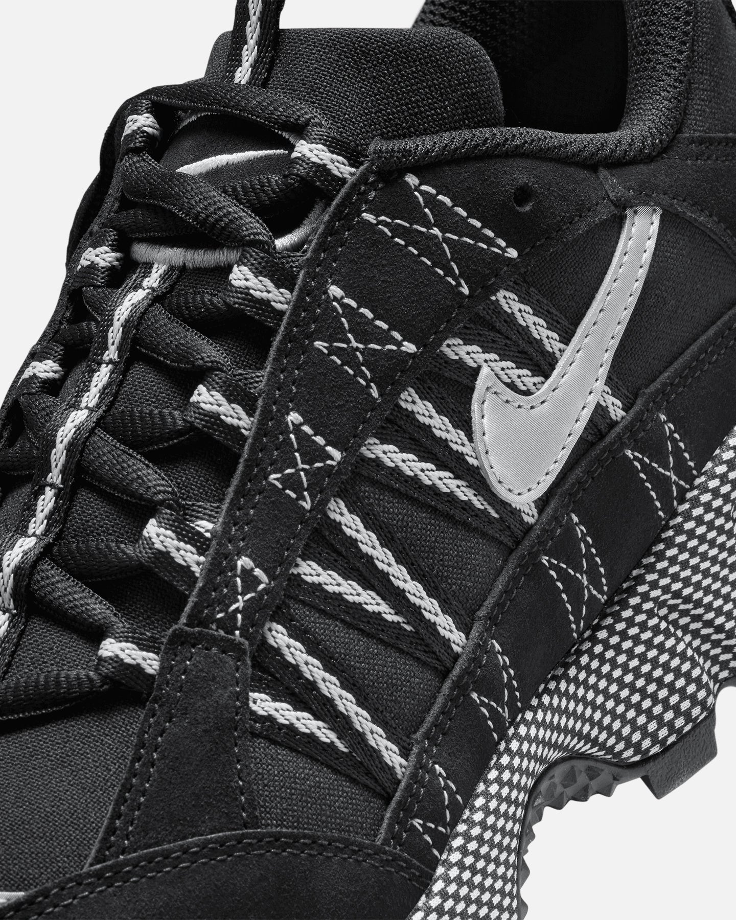 Nike Air Humara "Oreo" Black/Metallic - Image 6