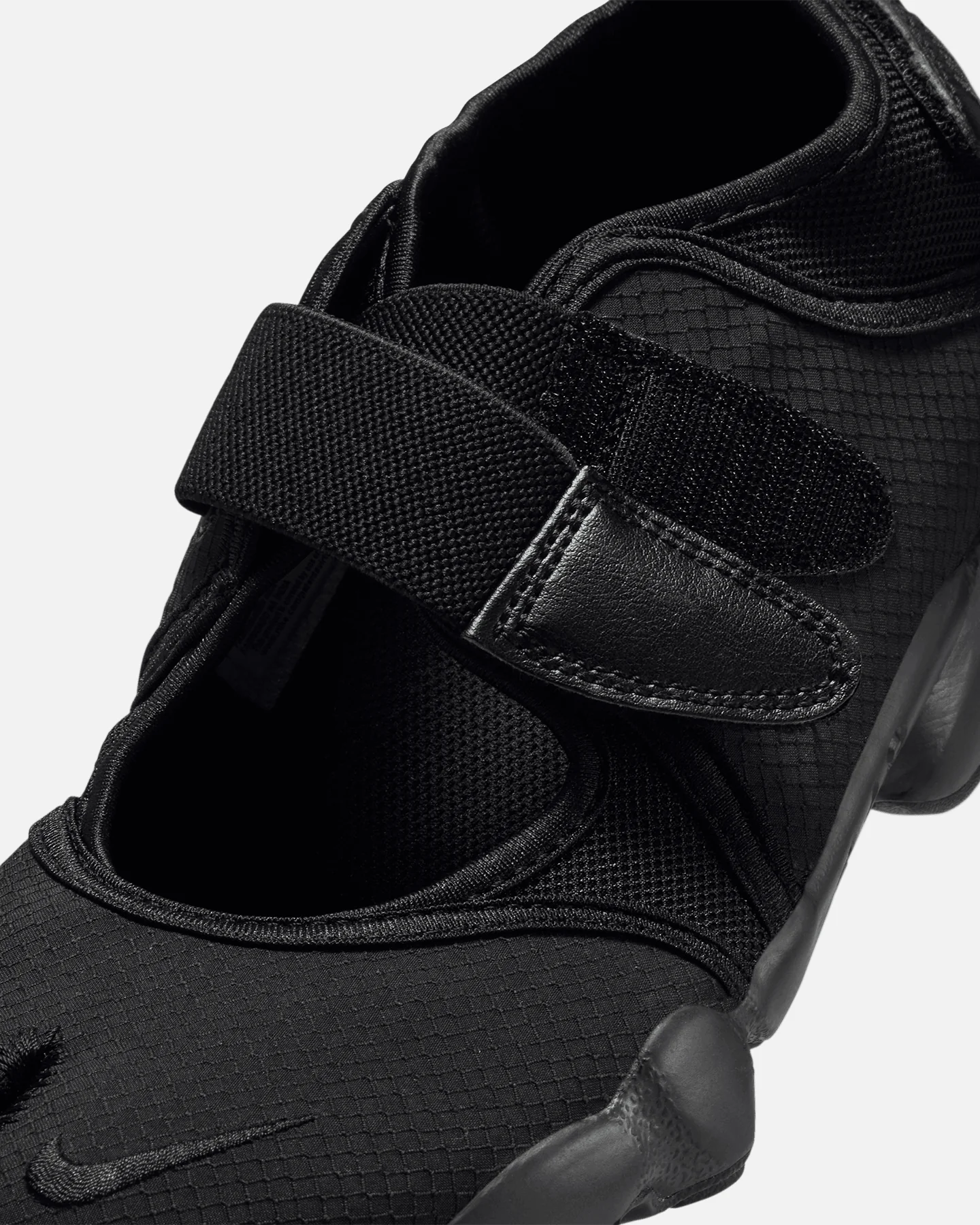 Nike Women's Air Rift Breathe Black/Black - Image 7
