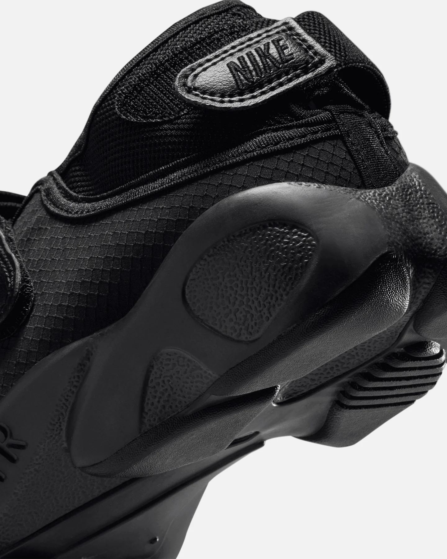 Nike Women's Air Rift Breathe Black/Black - Image 8