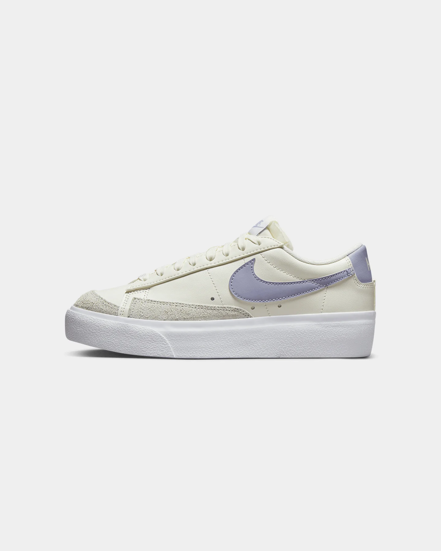 Nike Women's Blazer Low Platform Sail/Indigo Haze