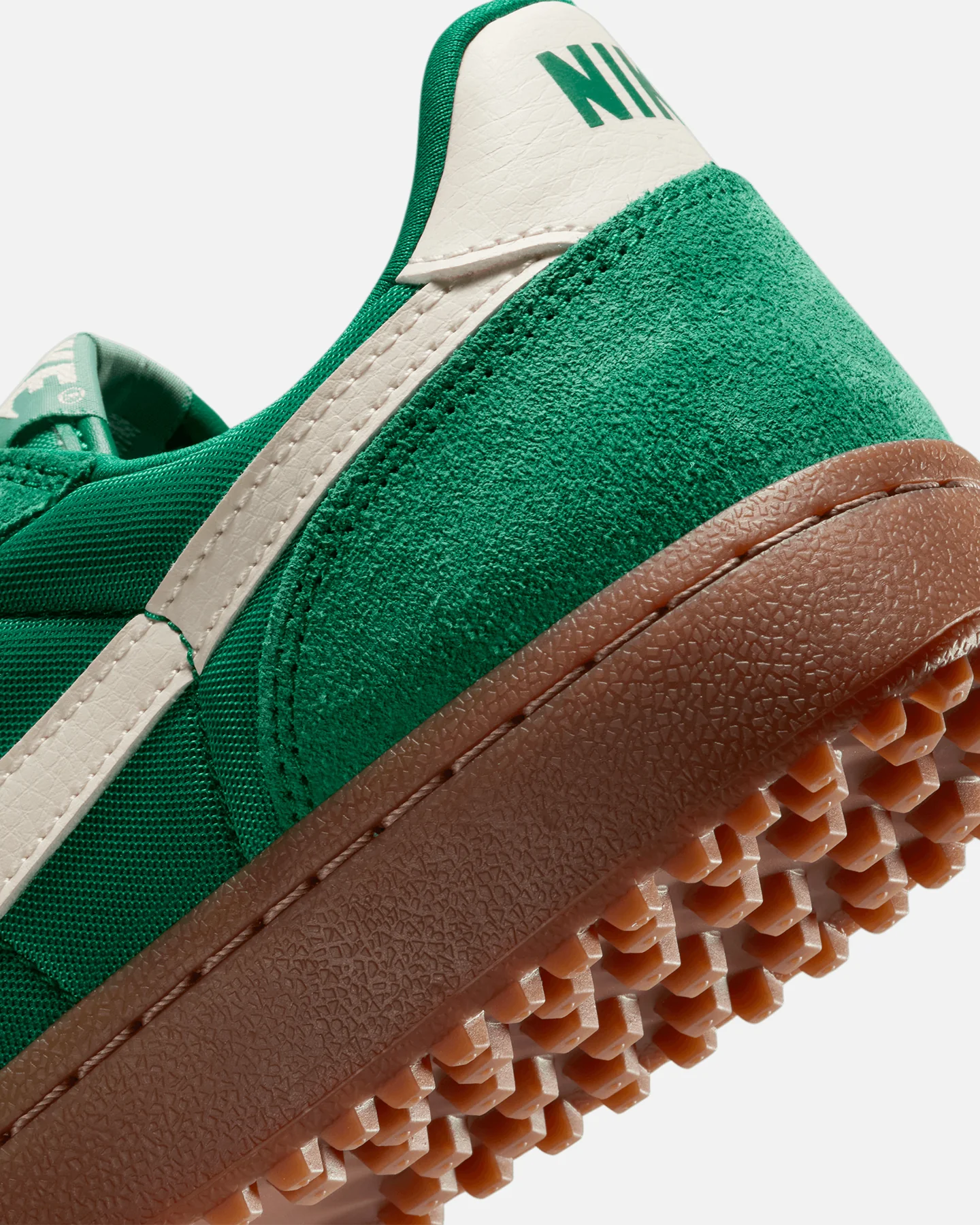 Nike Women's Field General Malachite Green - Image 8