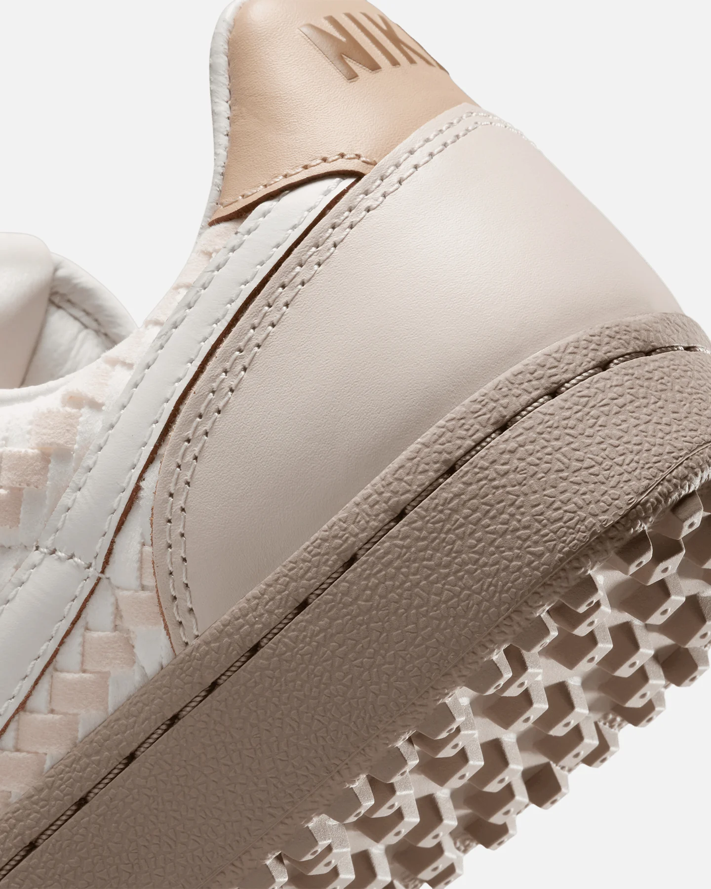 Nike Women's Field General Pearl White/Sail - Image 8