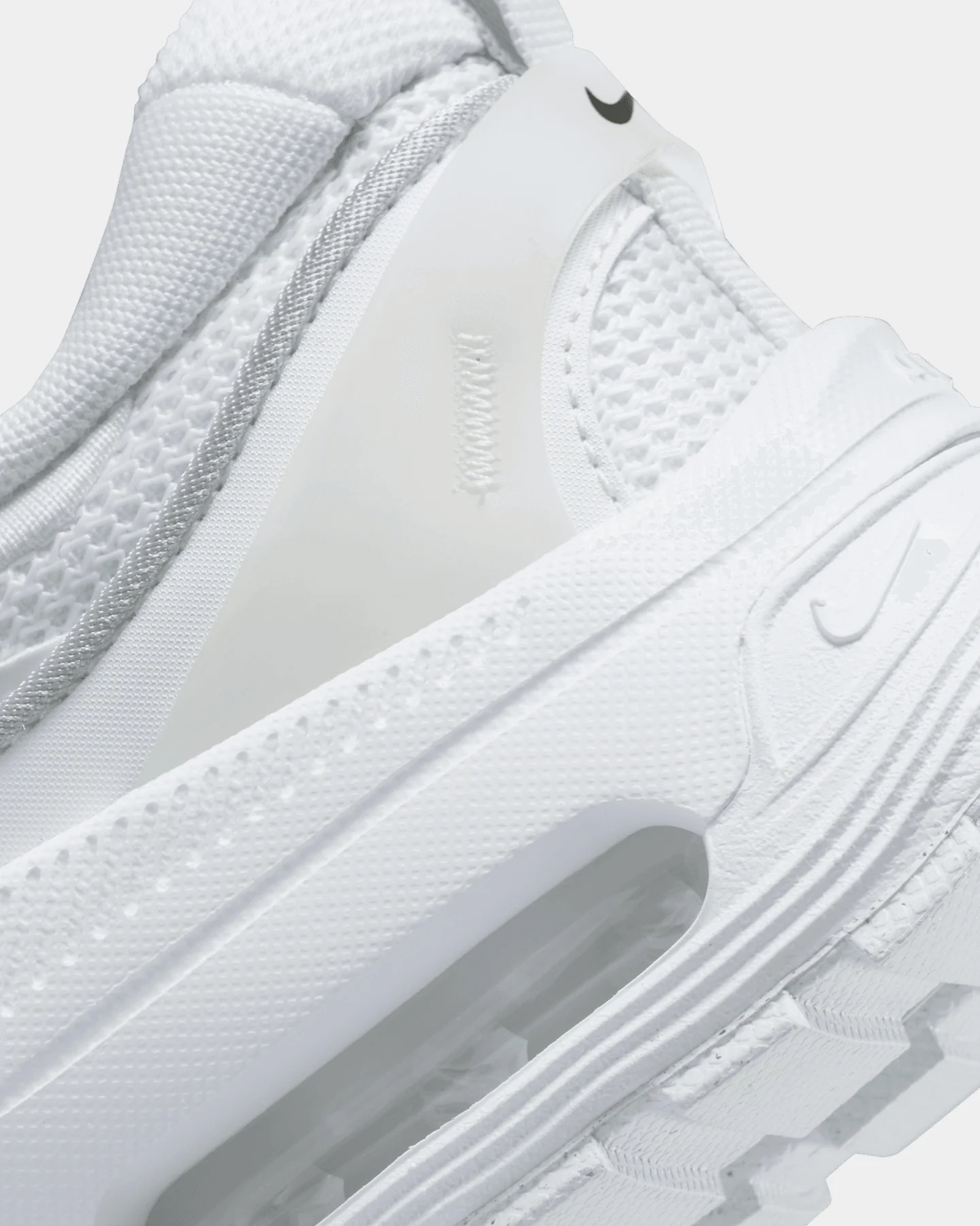 Nike Women's Nike Air Max Bliss White/Summit White - Image 8