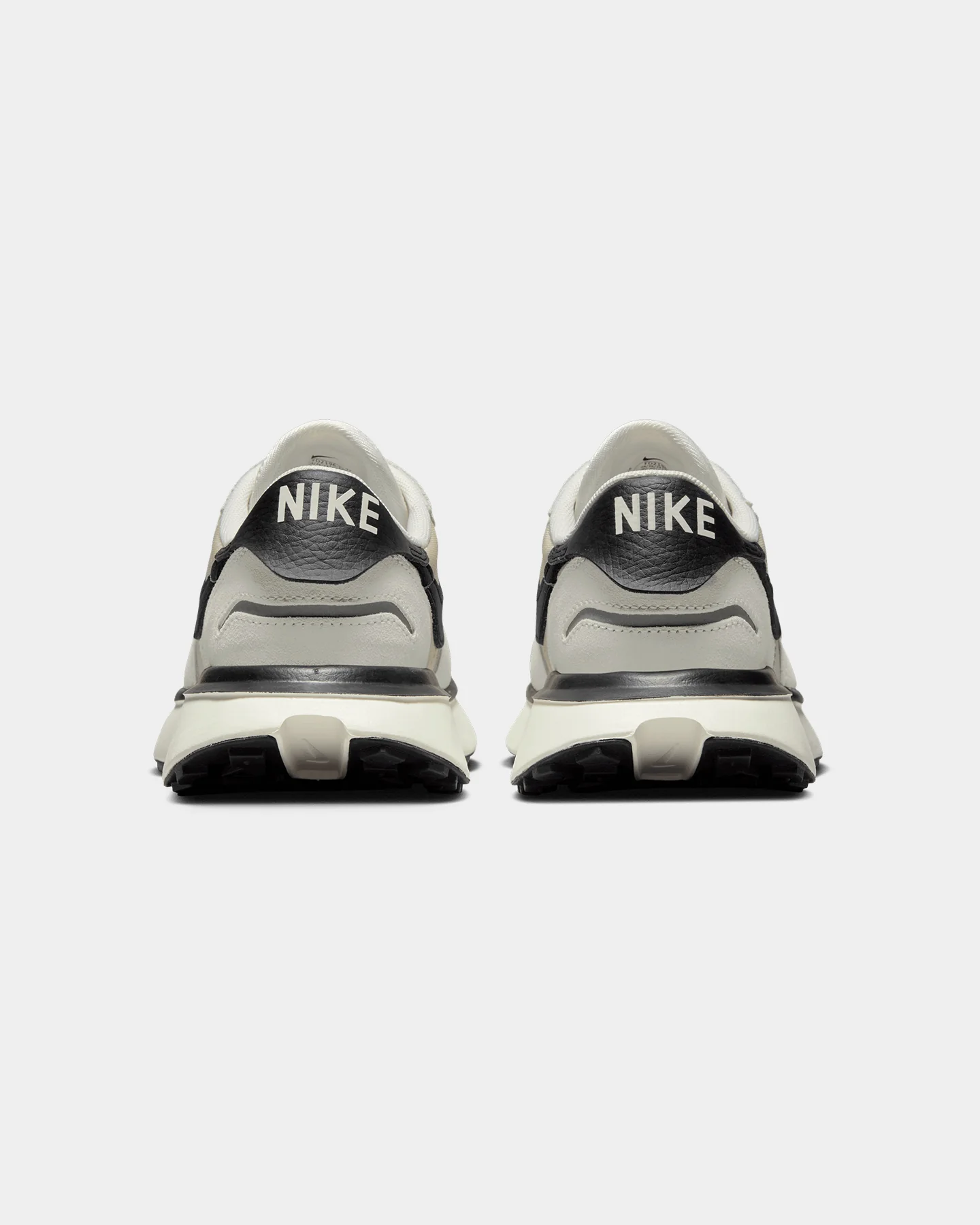 Nike Women’s Nike Phoenix Waffle Summit White/Black - Image 3