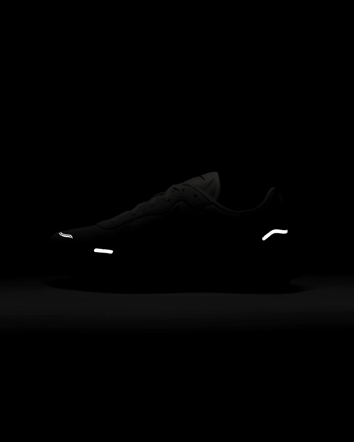 Nike Women’s Nike Phoenix Waffle Summit White/Black - Image 9