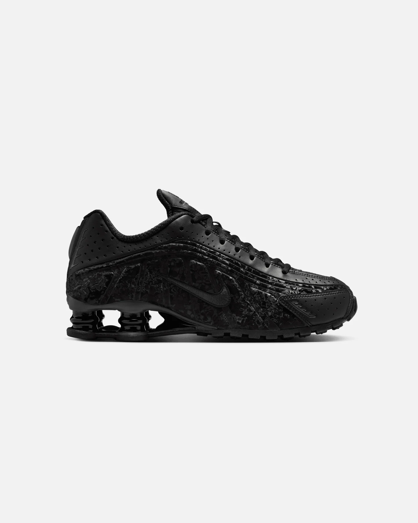 Nike Women's Shox R4 Black/Smoke - Image 4
